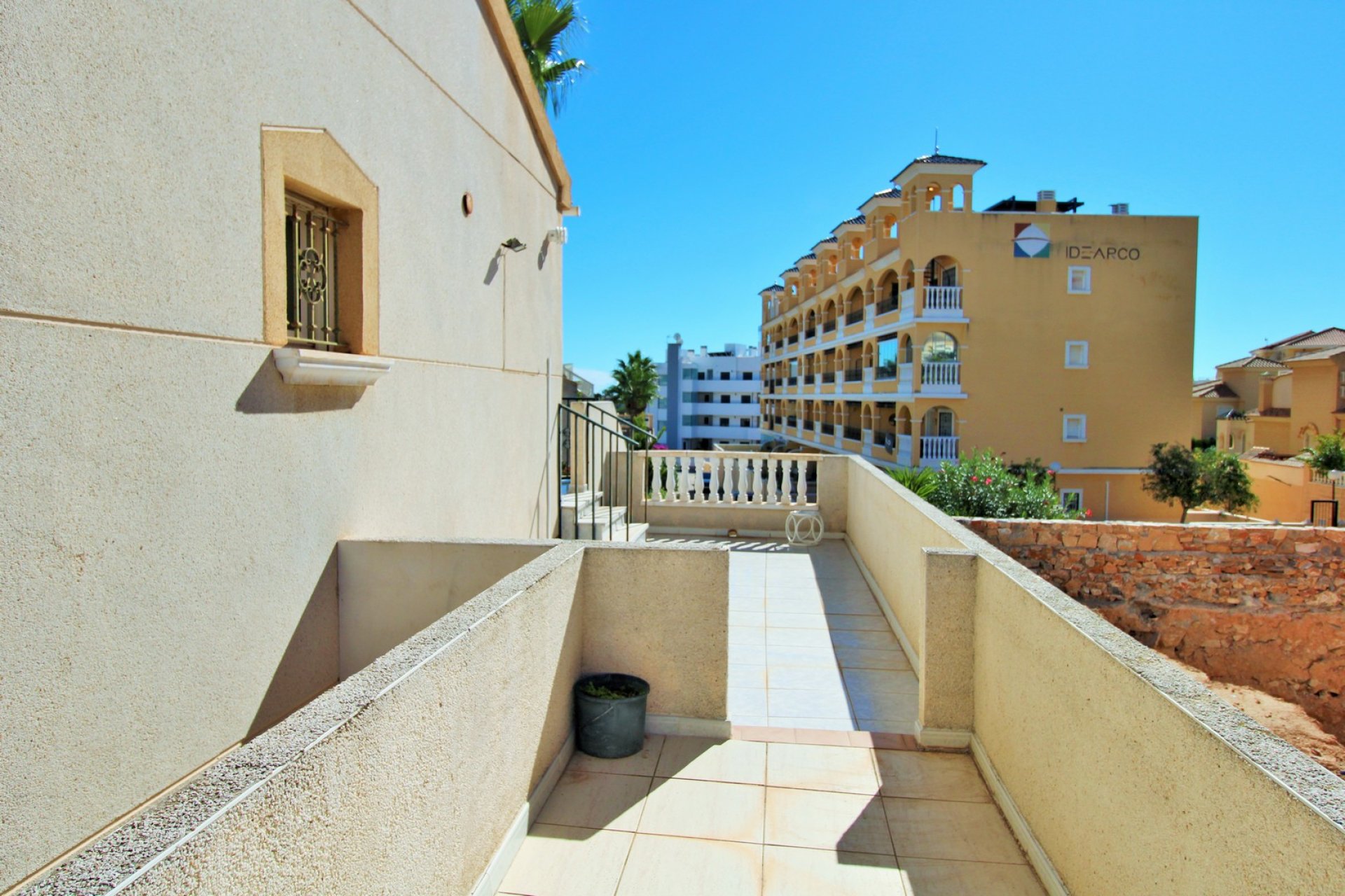 Resale - Townhouse -
Villamartín - Villamartin