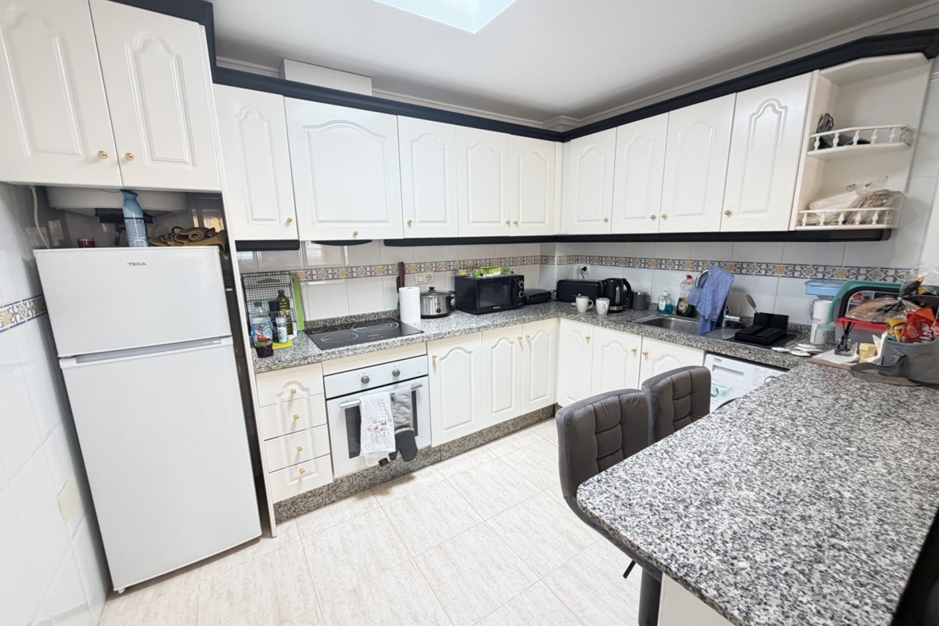 Resale - Townhouse -
Villamartín - Villamartin
