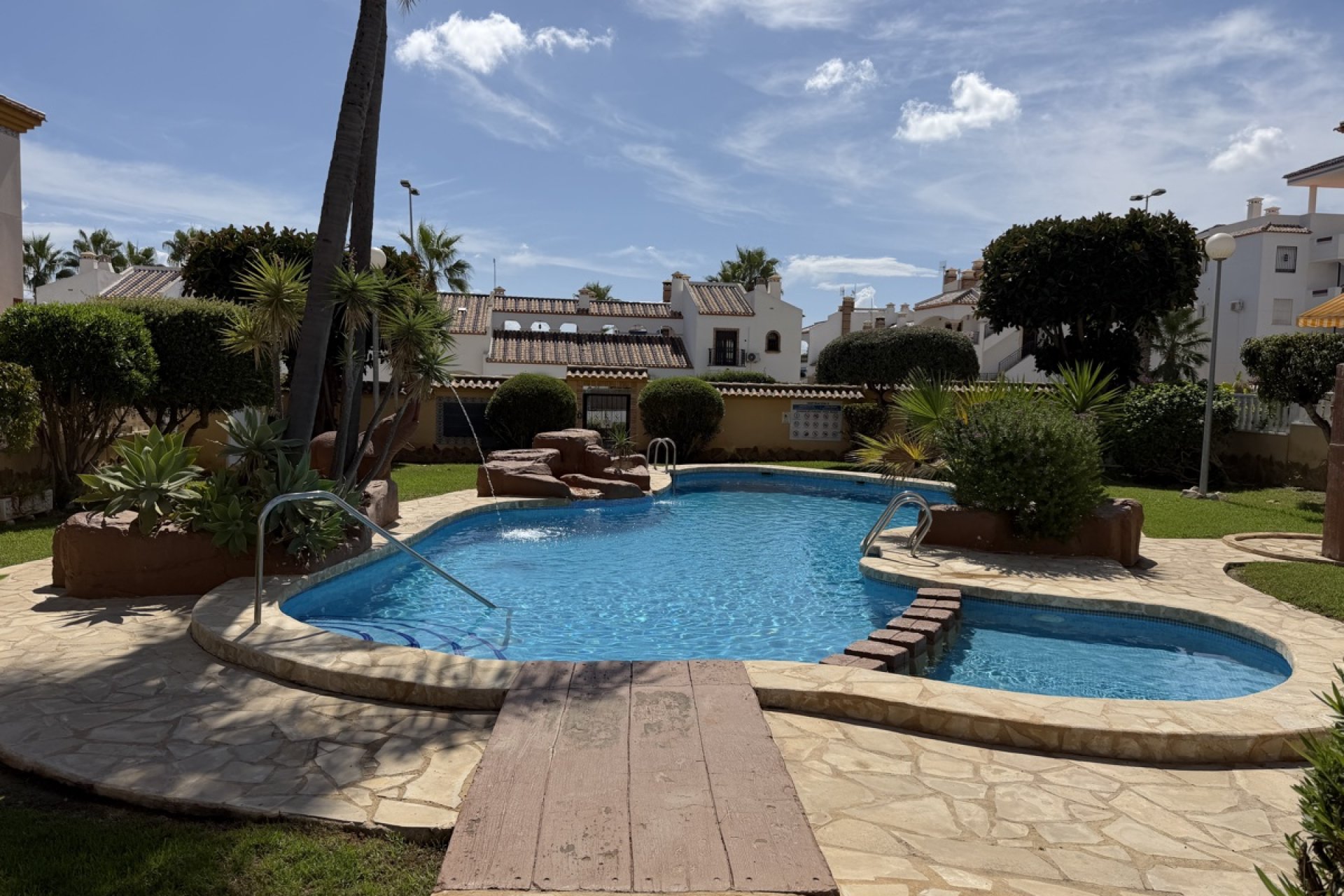 Resale - Townhouse -
Villamartín - Villamartin
