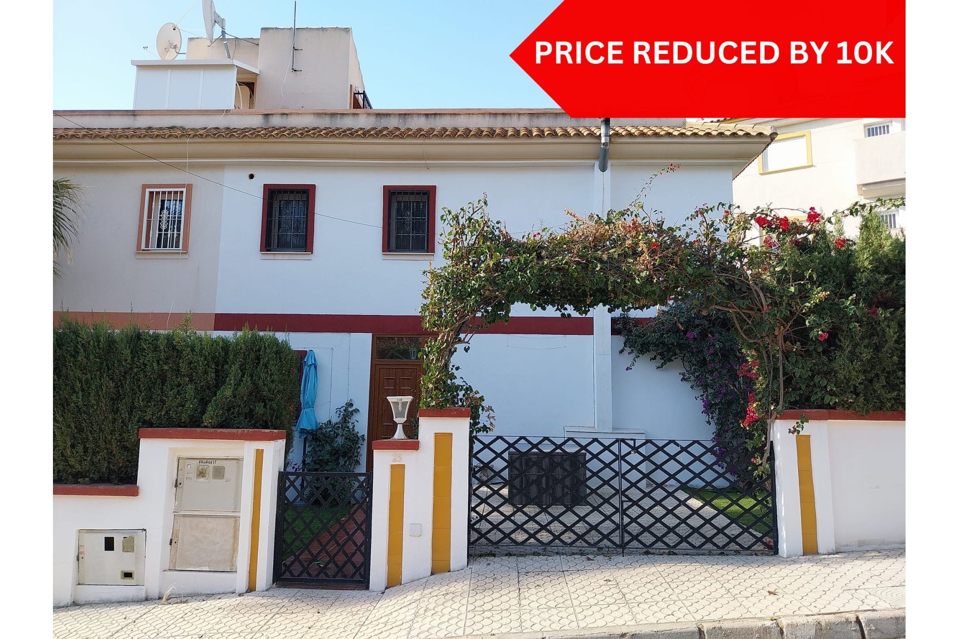 Resale - Townhouse -
Villamartín - Villamartin