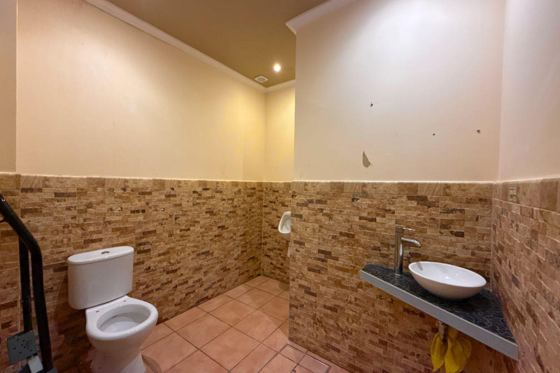 Resale - trespaso -
Mil Palmeras