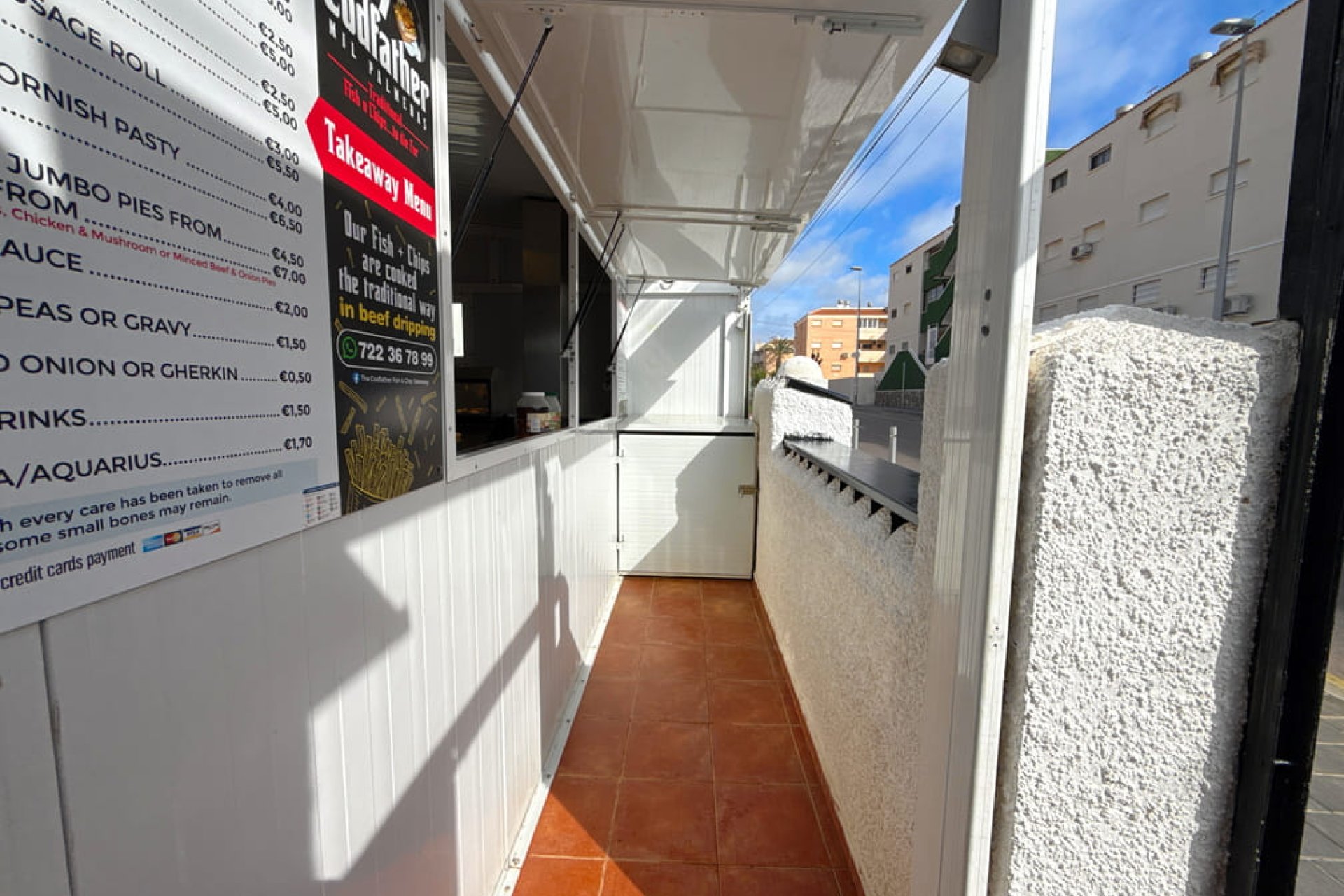 Resale - trespaso -
Mil Palmeras