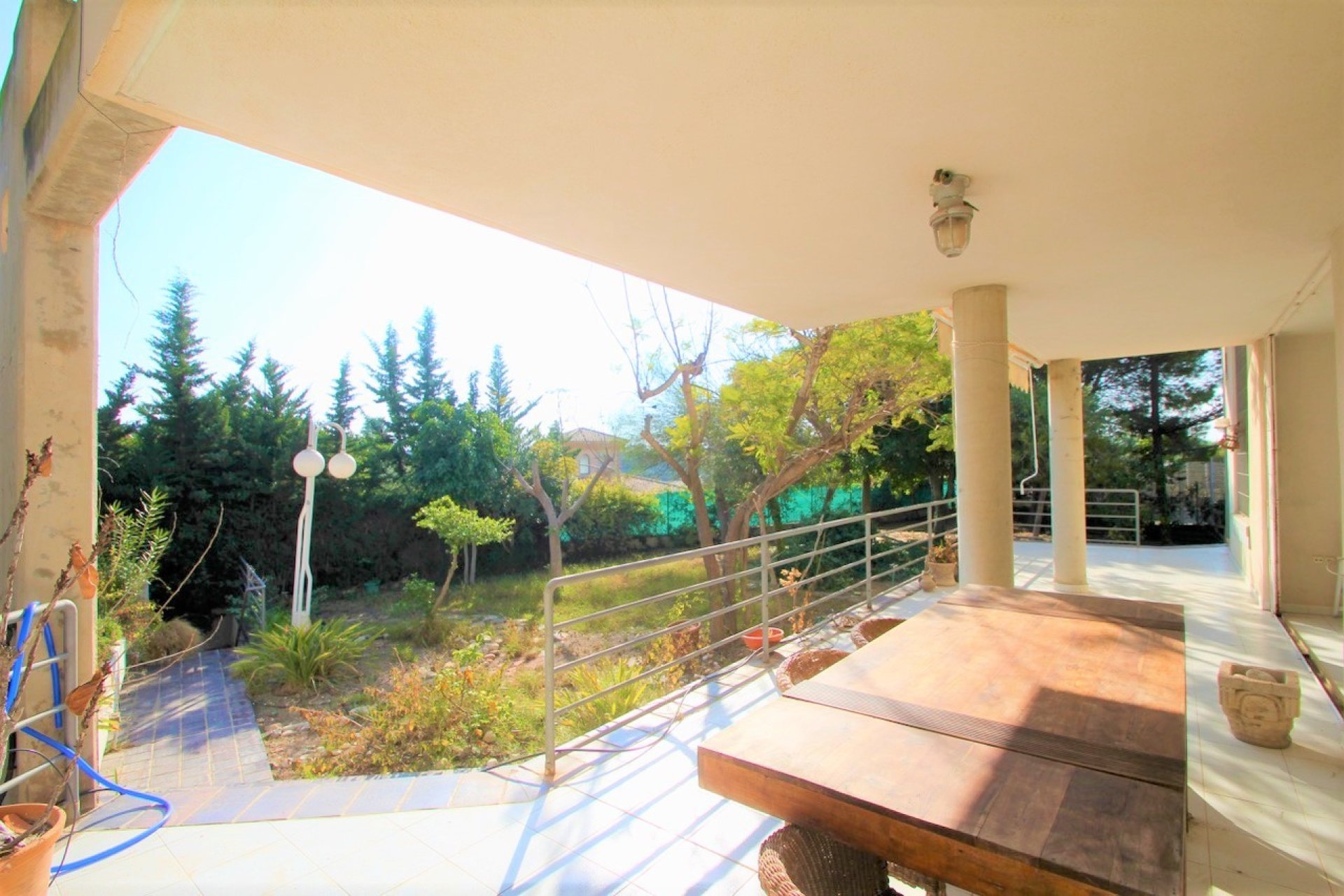 Resale - Villa -
Alicante - Campoamor