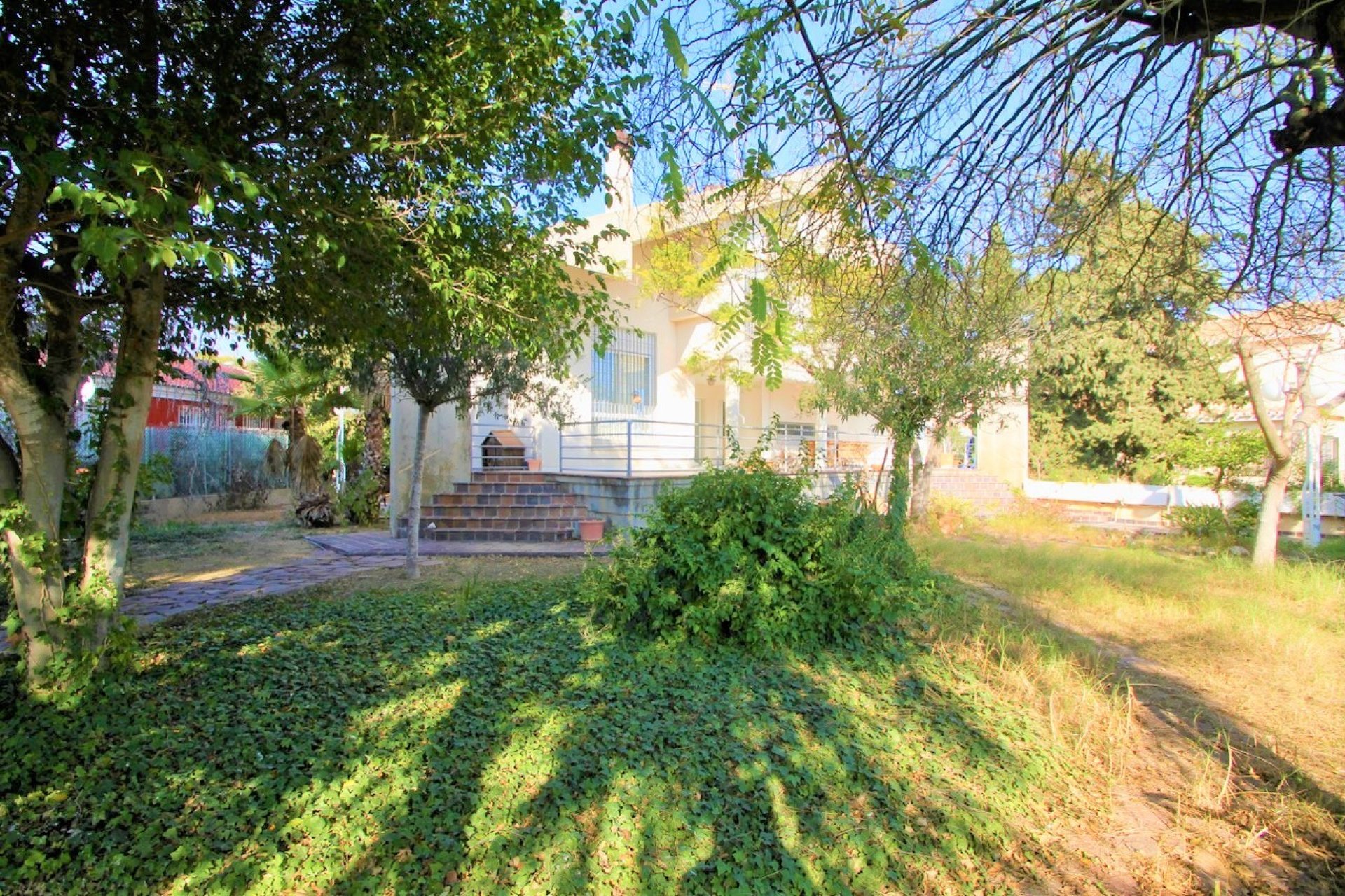 Resale - Villa -
Alicante - Campoamor