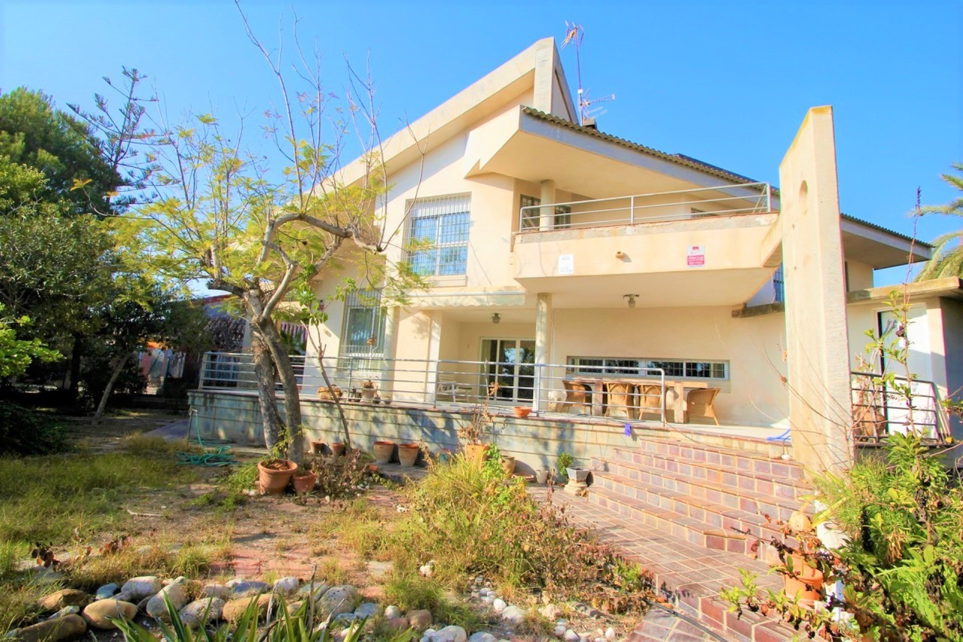 Resale - Villa -
Alicante - Campoamor