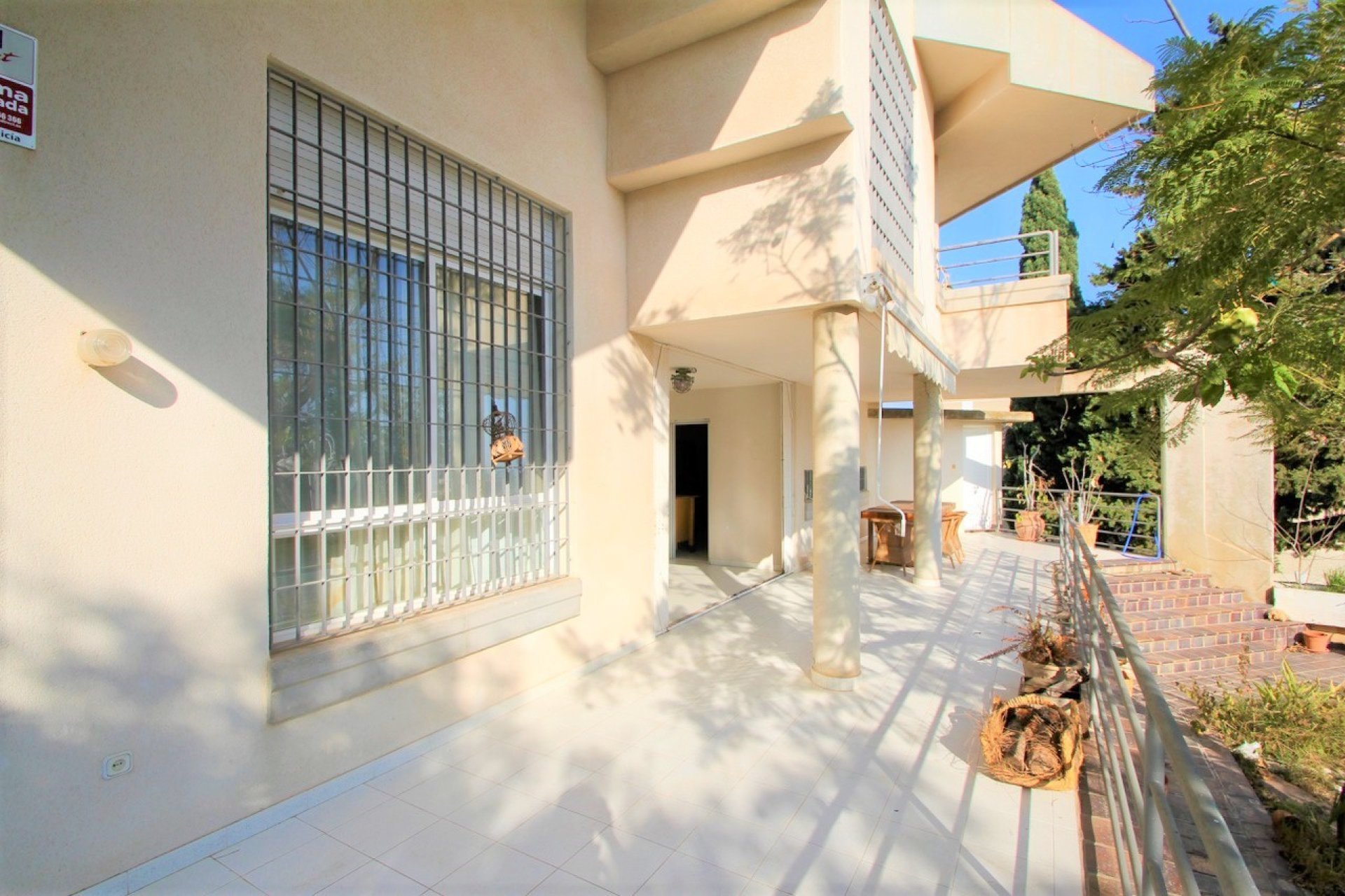 Resale - Villa -
Alicante - Campoamor