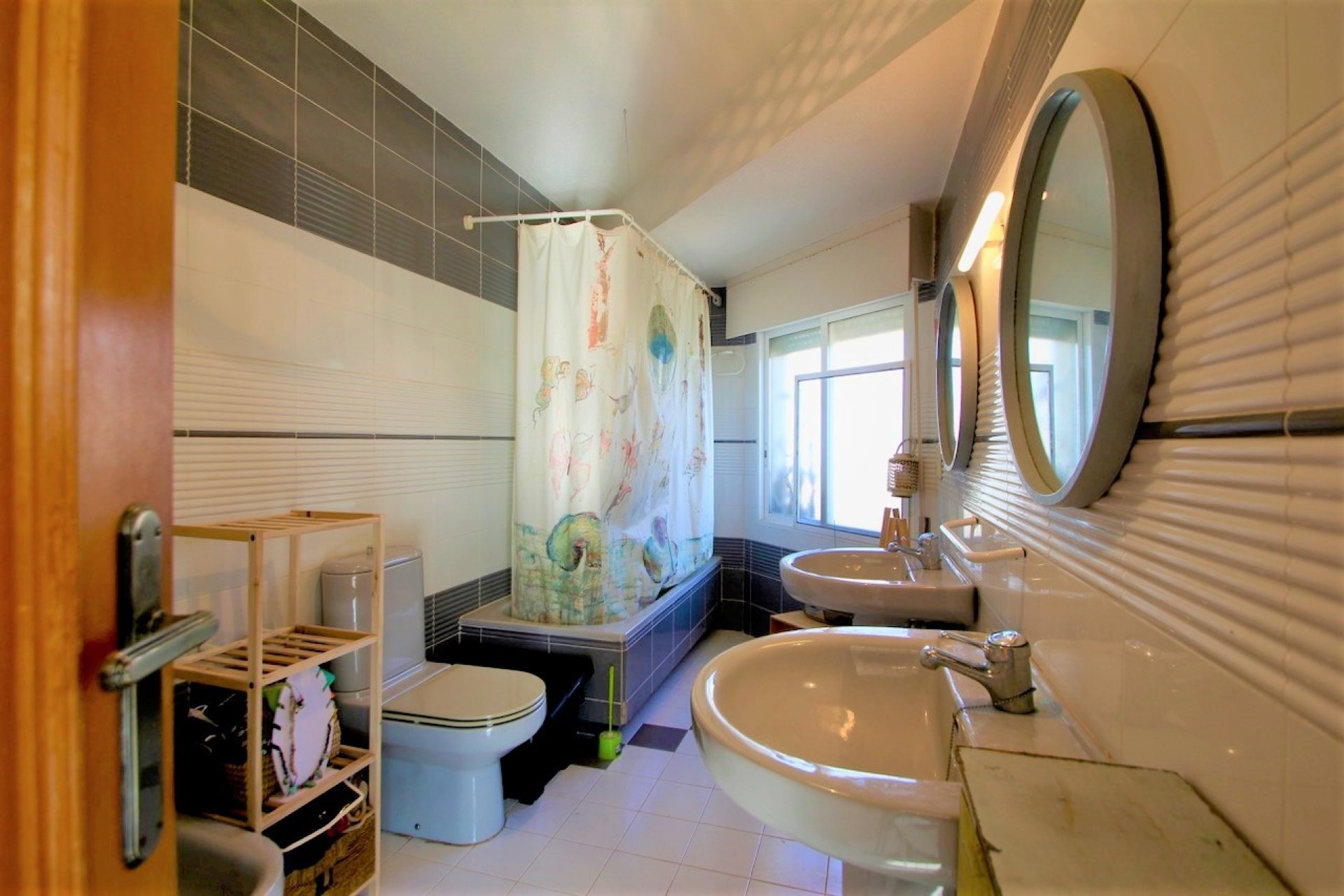 Resale - Villa -
Alicante - Campoamor