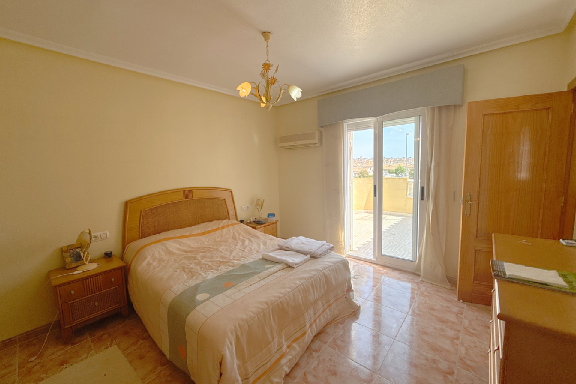 Resale - Villa -
Cabo Roig - Cabo Roig>La Regia