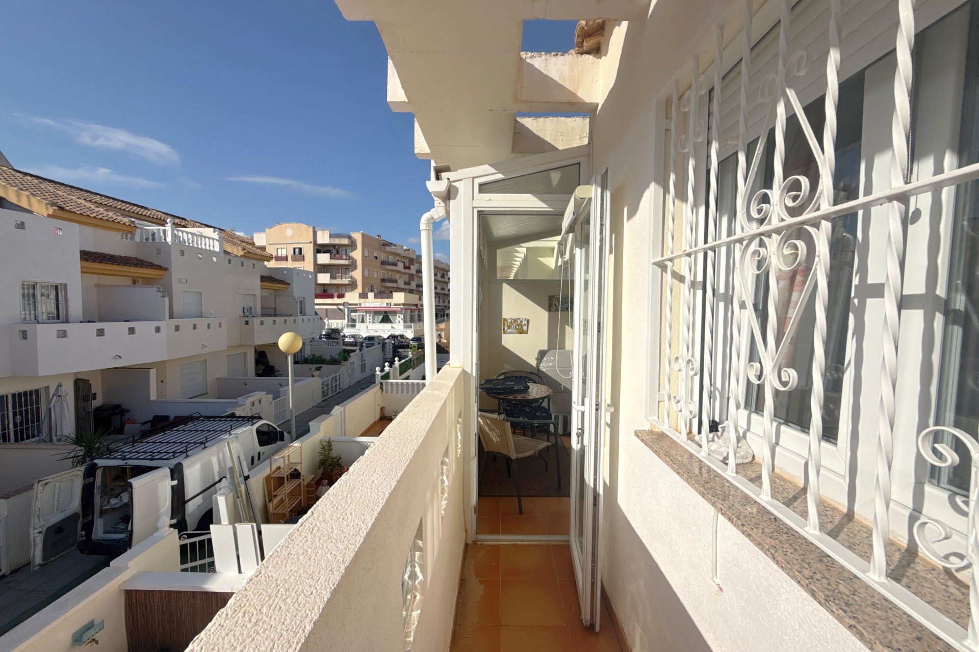 Resale - Villa -
Cabo Roig