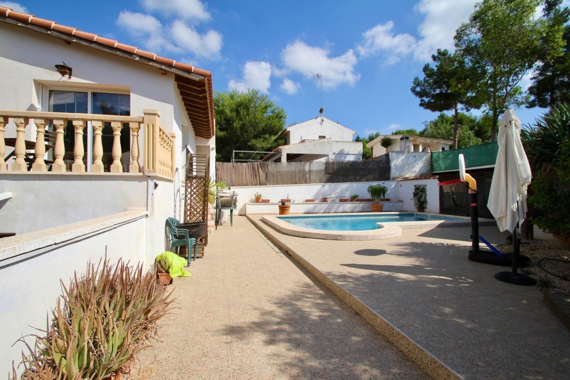 Resale - Villa -
Fortuna