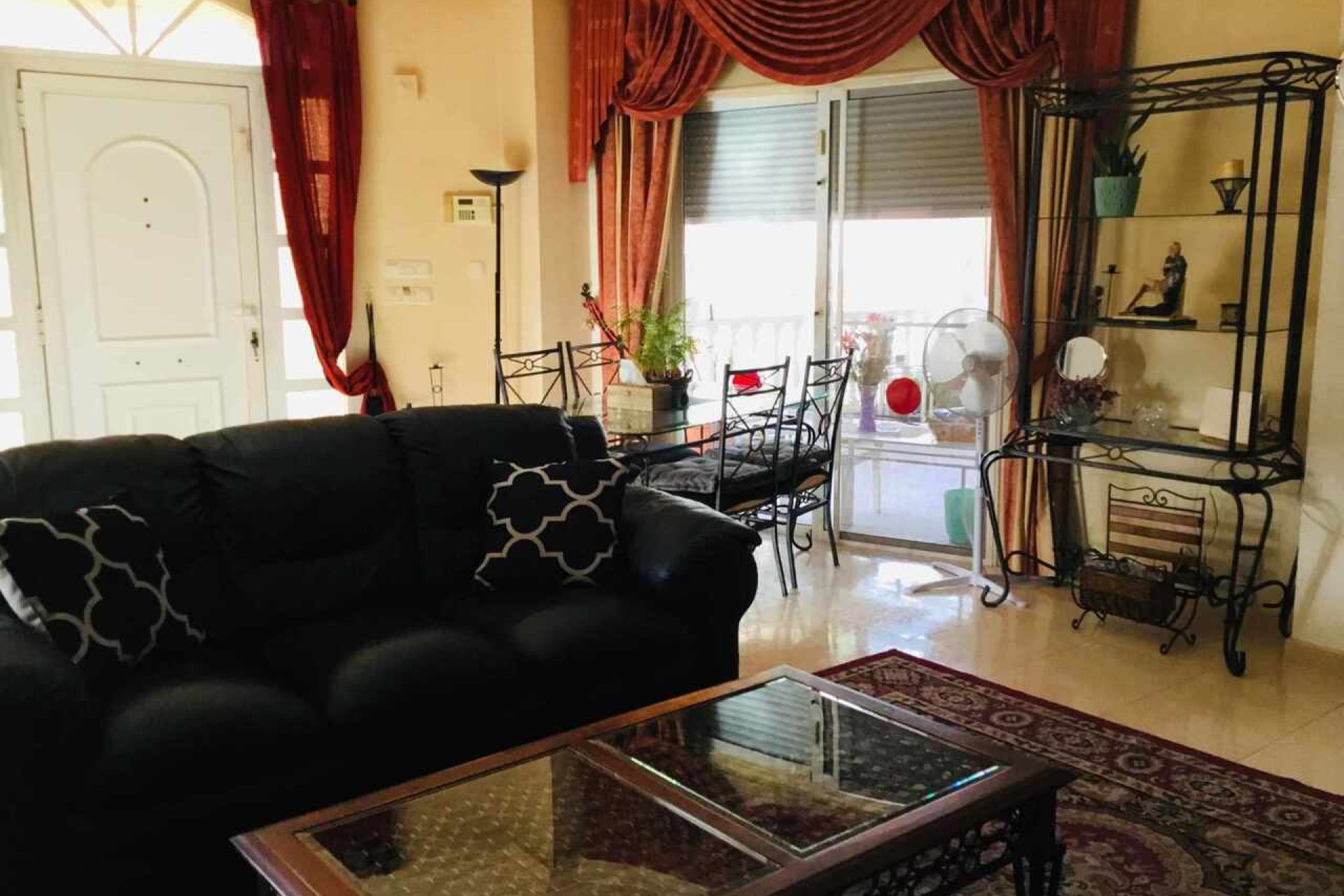 Resale - Villa -
La Murada