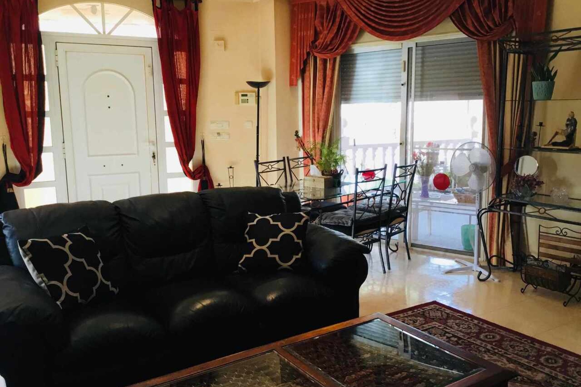 Resale - Villa -
La Murada