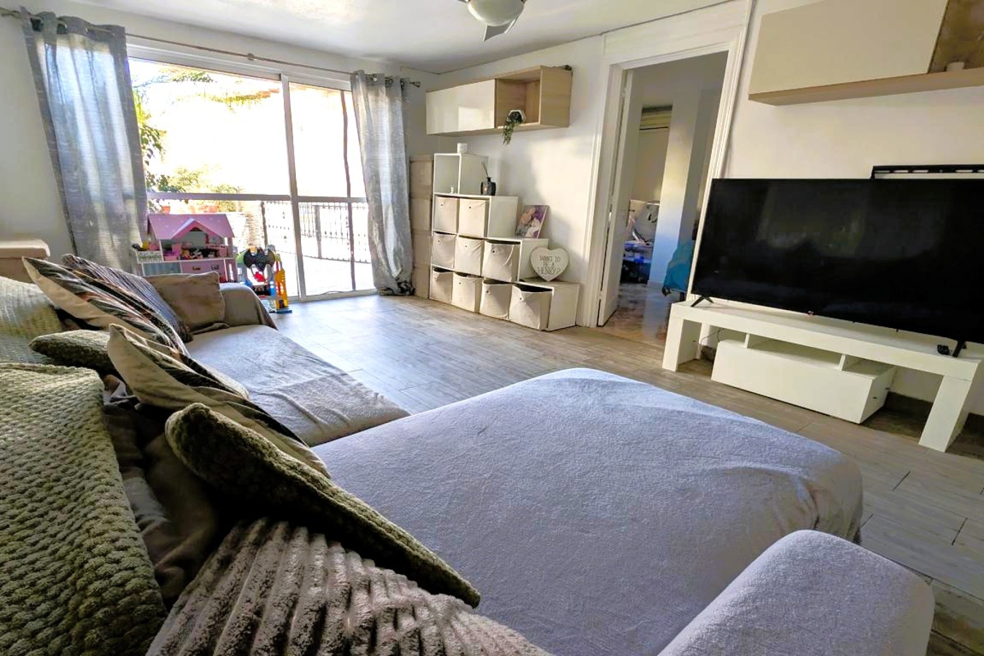 Resale - Villa -
La Zenia - Costa Blanca