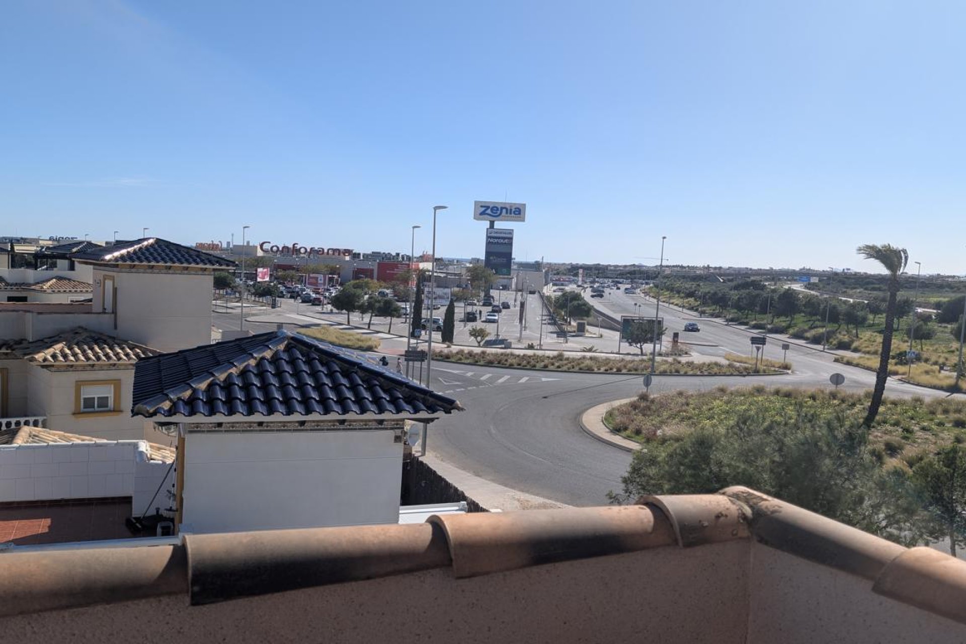 Resale - Villa -
La Zenia - Costa Blanca