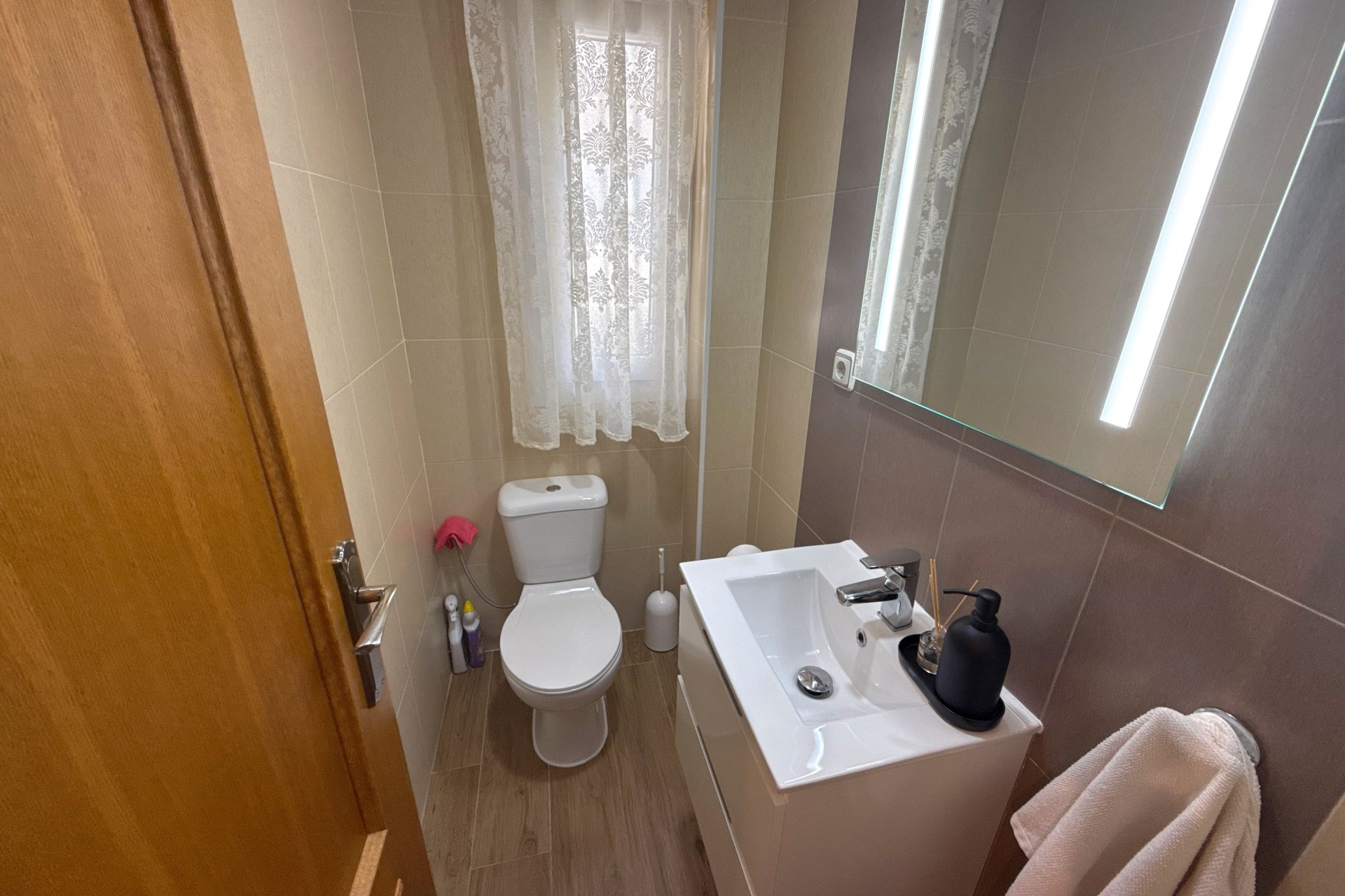 Resale - Villa -
Lomas de Cabo Roig
