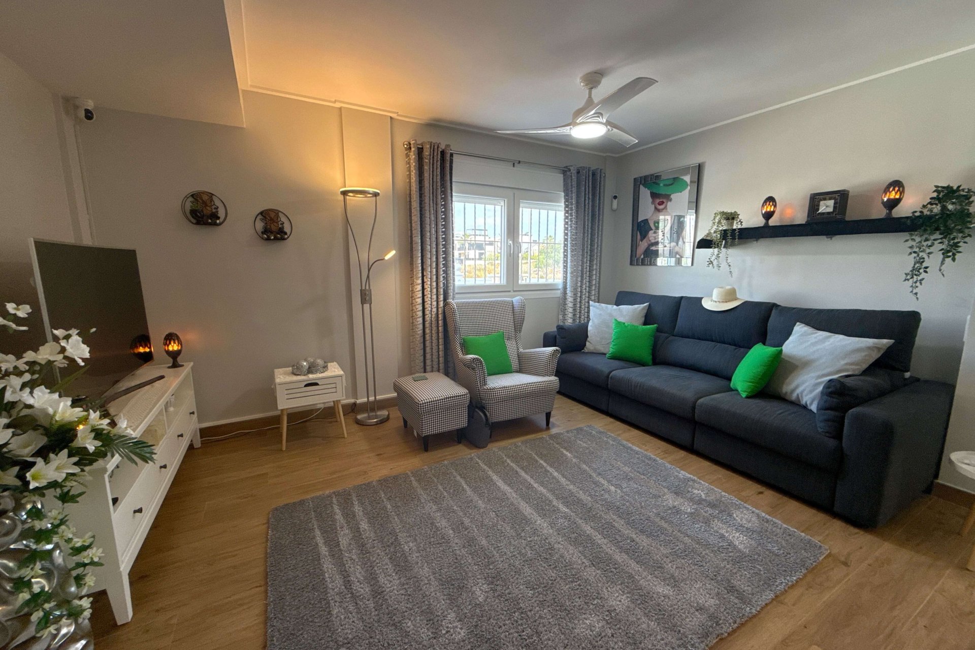 Resale - Villa -
Lomas de Cabo Roig