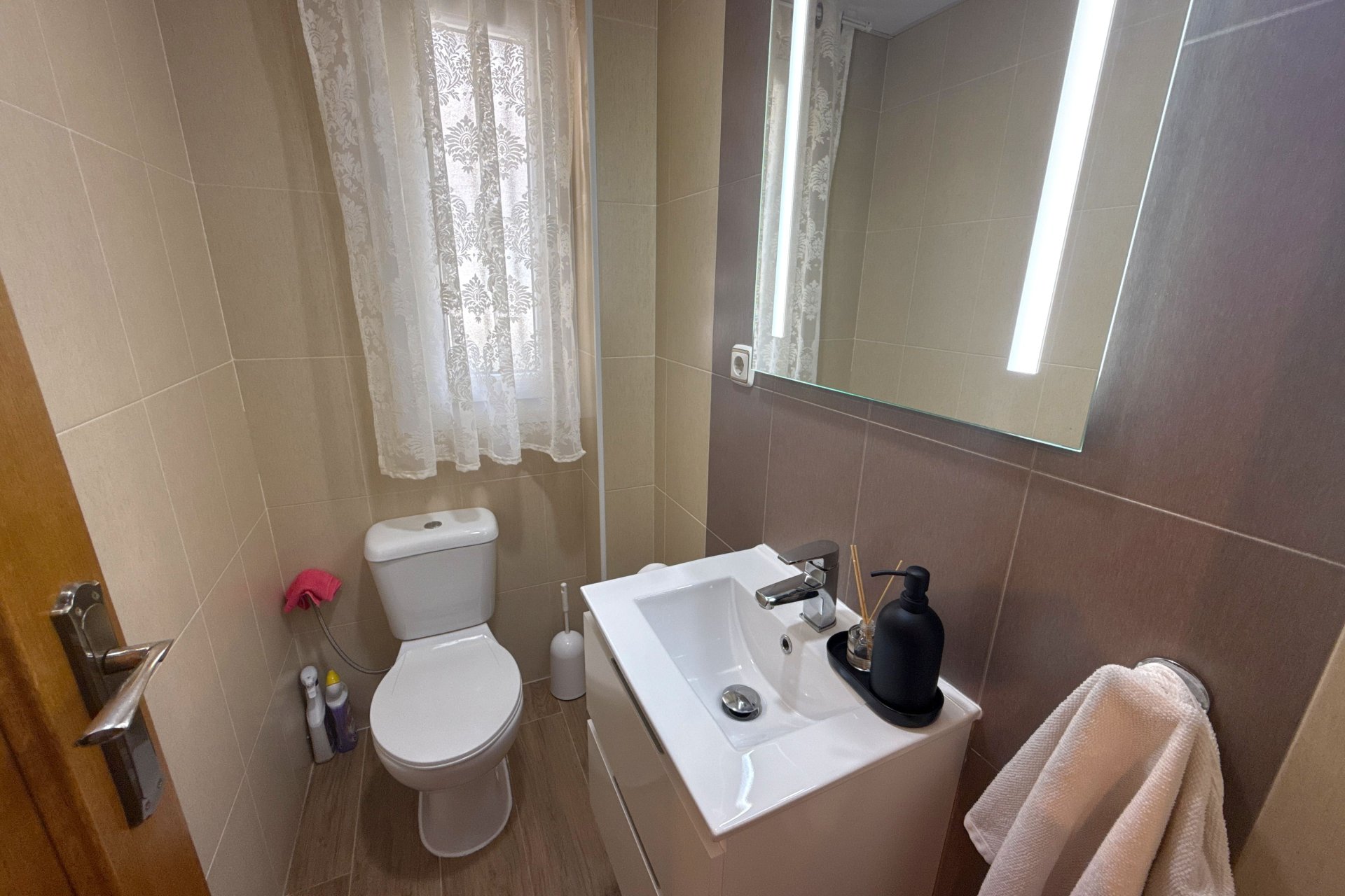 Resale - Villa -
Lomas de Cabo Roig