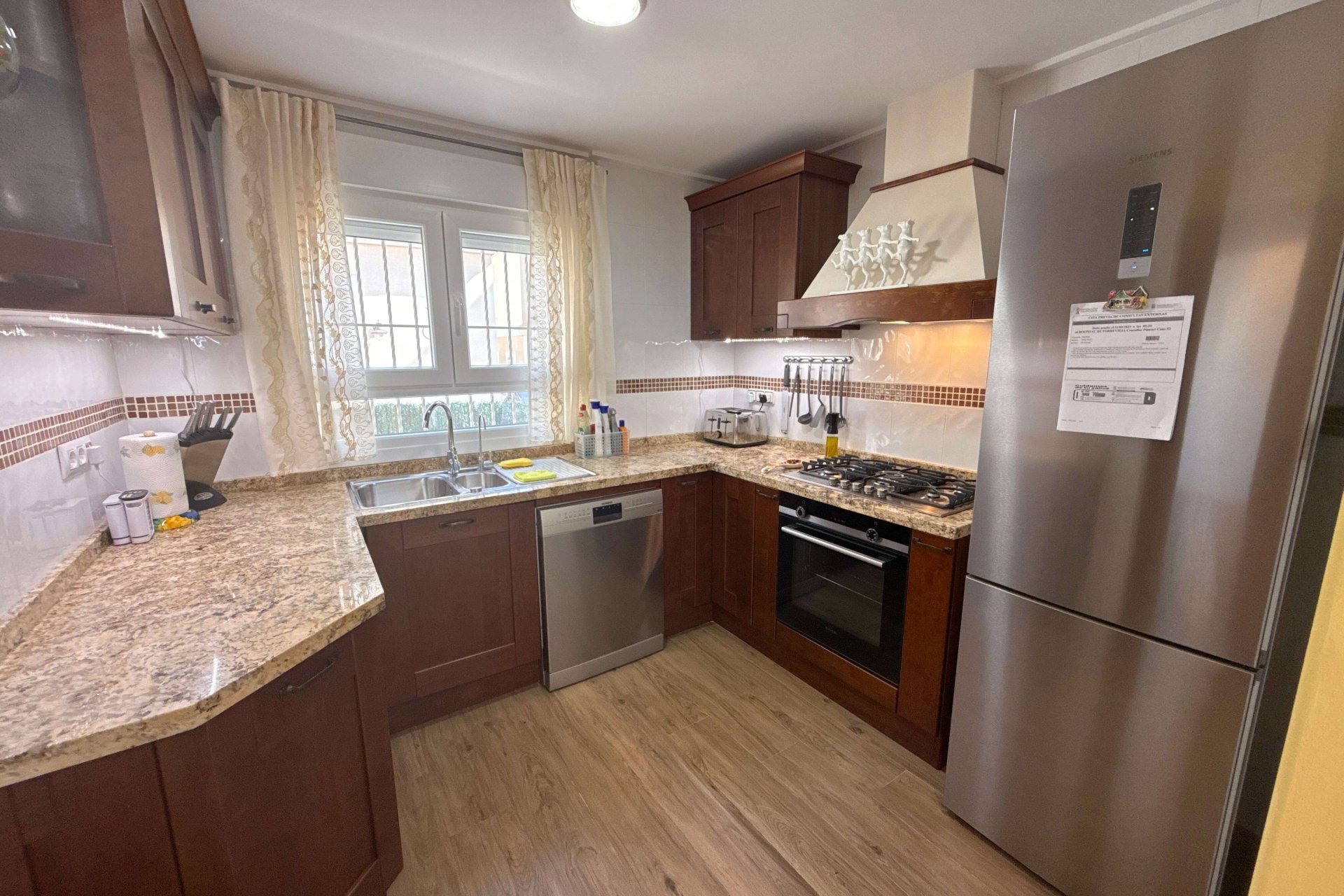 Resale - Villa -
Lomas de Cabo Roig