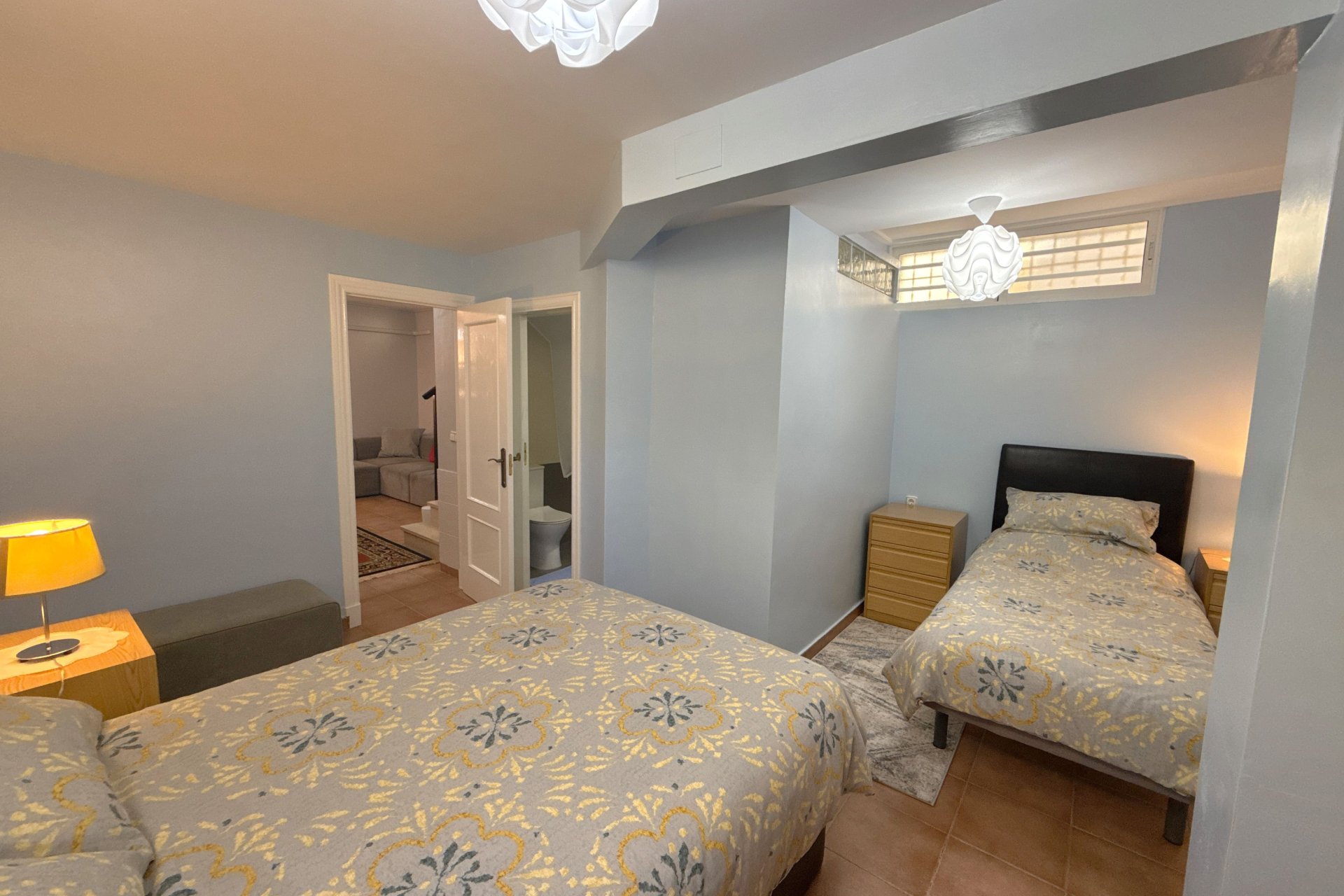 Resale - Villa -
Lomas de Cabo Roig