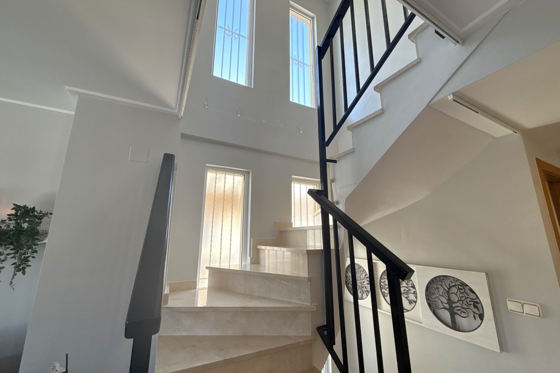 Resale - Villa -
Lomas de Cabo Roig