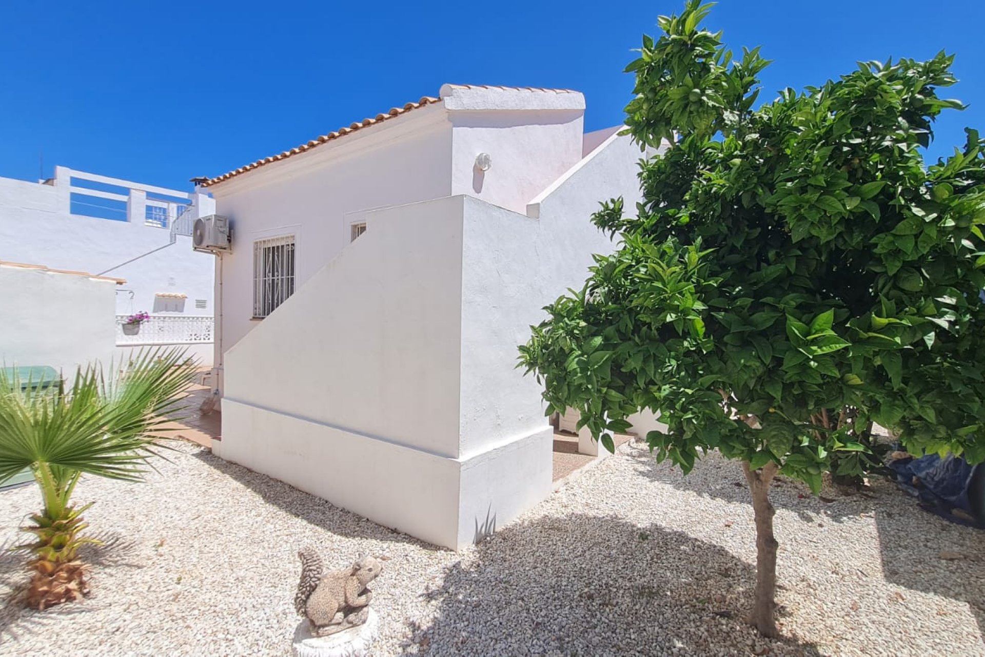 Resale - Villa -
Orihuela Costa - La Florida