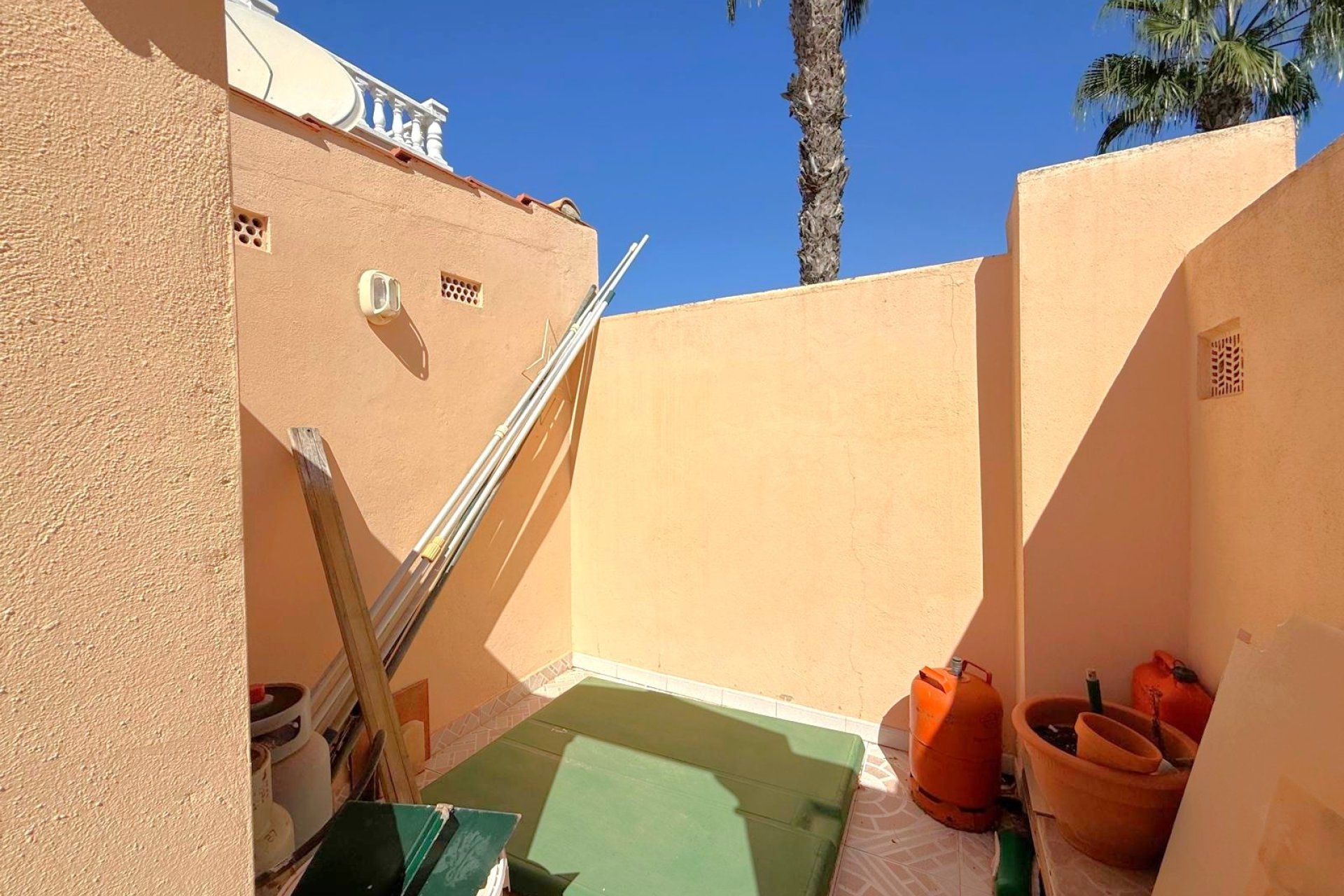 Resale - Villa -
Orihuela Costa - Los Dolses