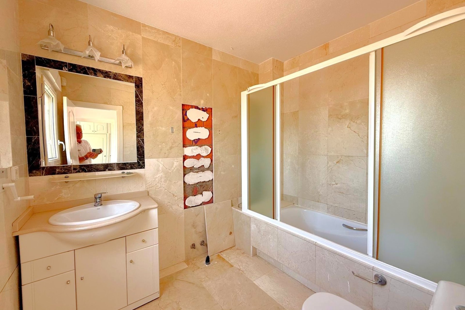 Resale - Villa -
Orihuela Costa - Villamartín