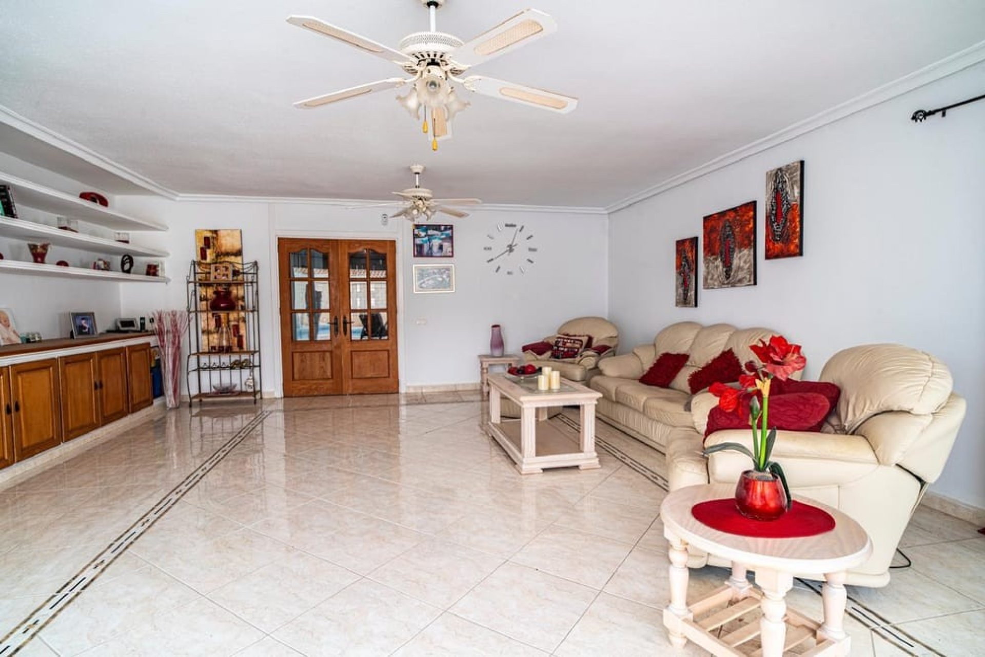 Resale - Villa -
Orihuela Costa - Villamartín