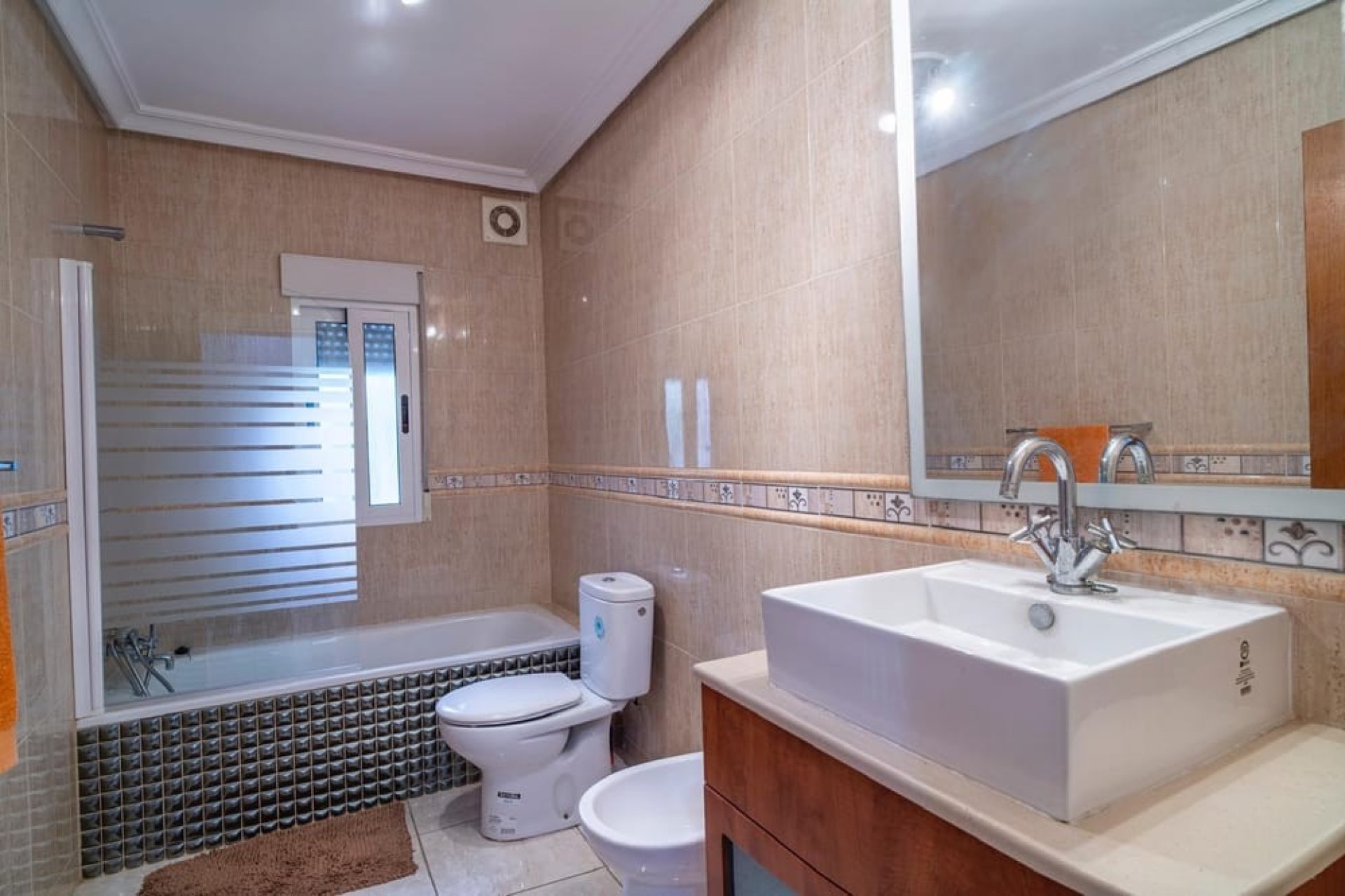 Resale - Villa -
Orihuela Costa - Villamartín