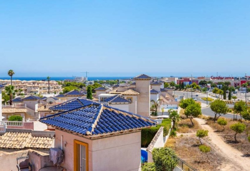 Resale - Villa -
Playa Flamenca - Play Flamenca