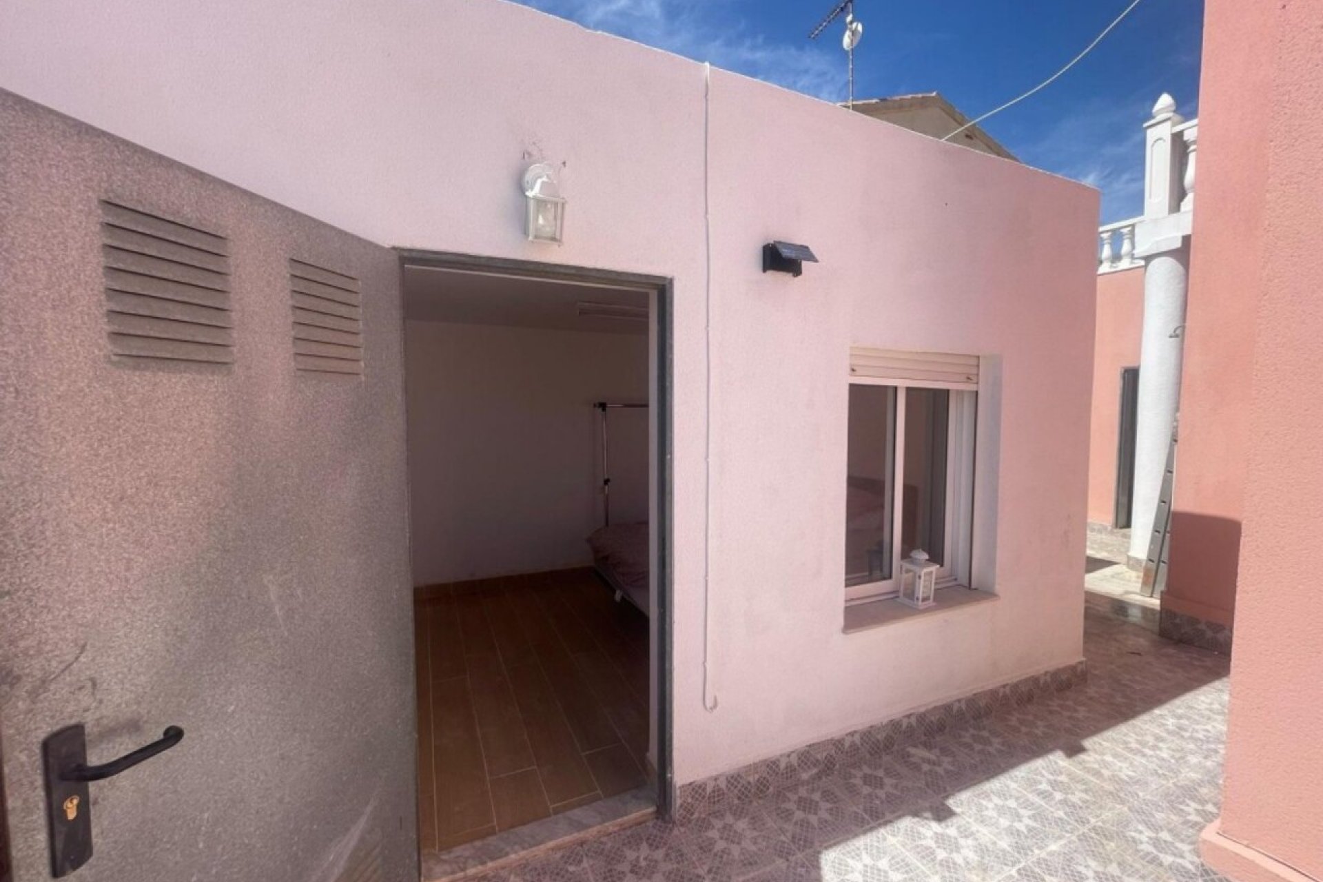 Resale - Villa -
Playa Flamenca - Play Flamenca