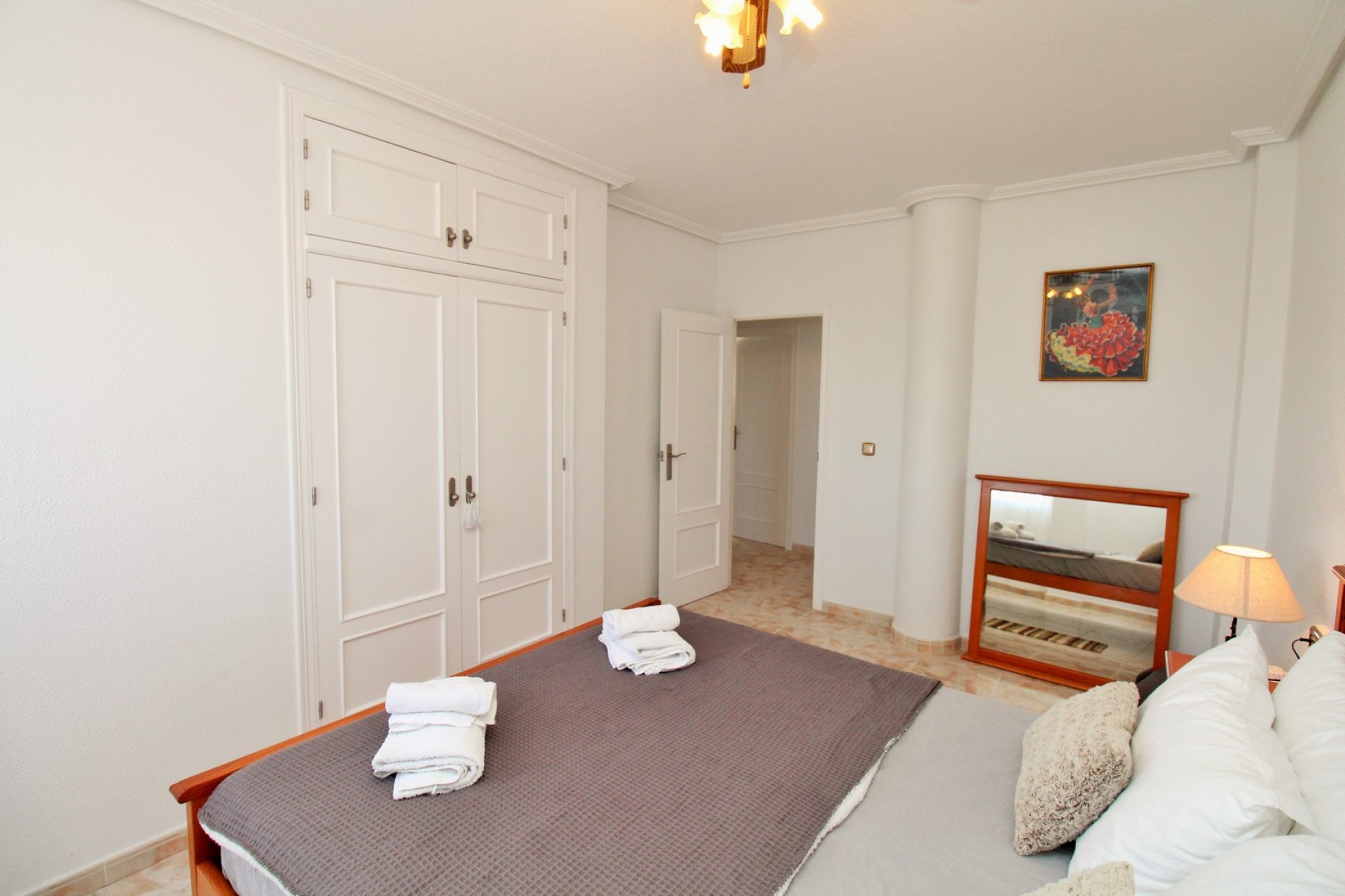 Resale - Villa -
Playa Flamenca