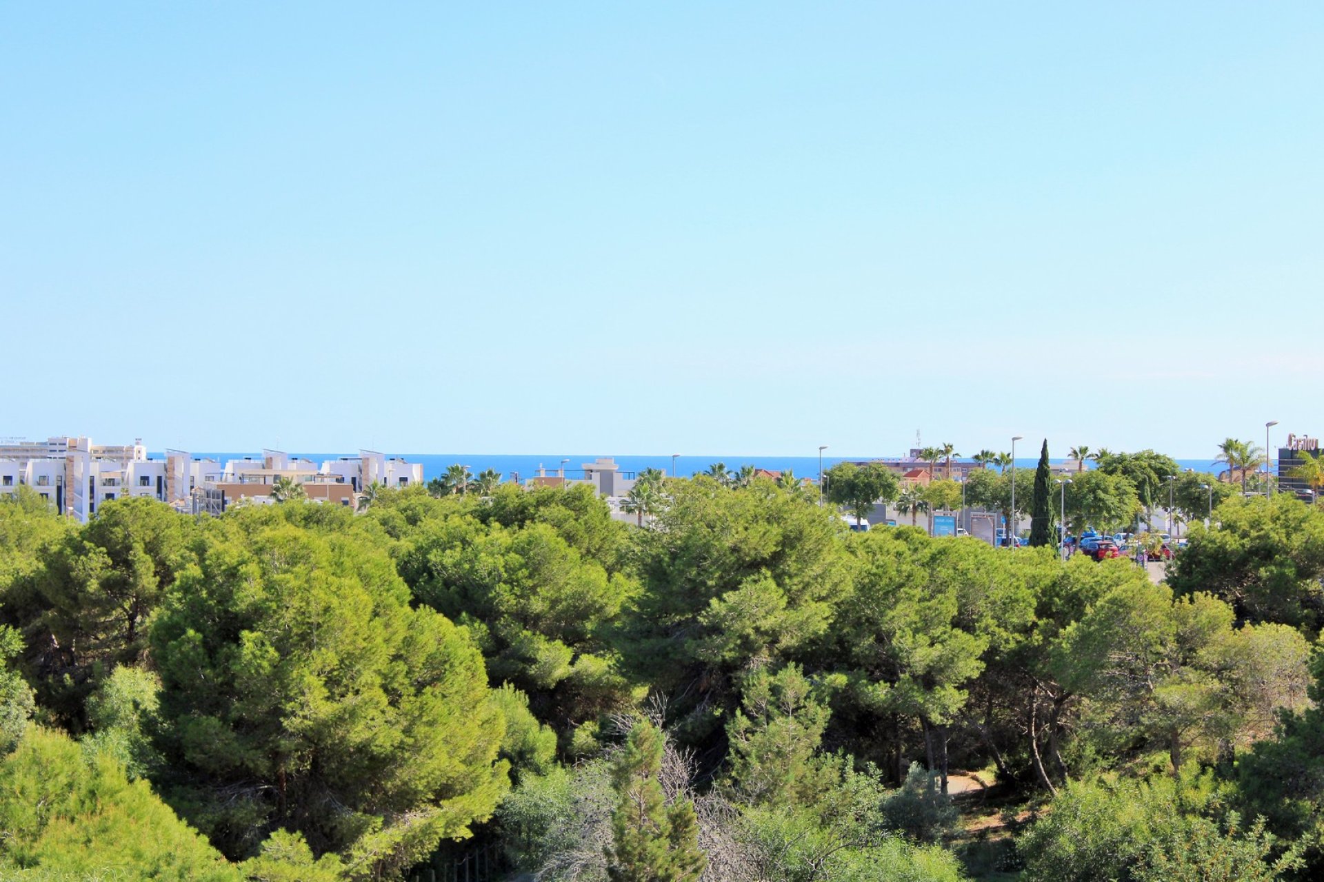 Resale - Villa -
Playa Flamenca