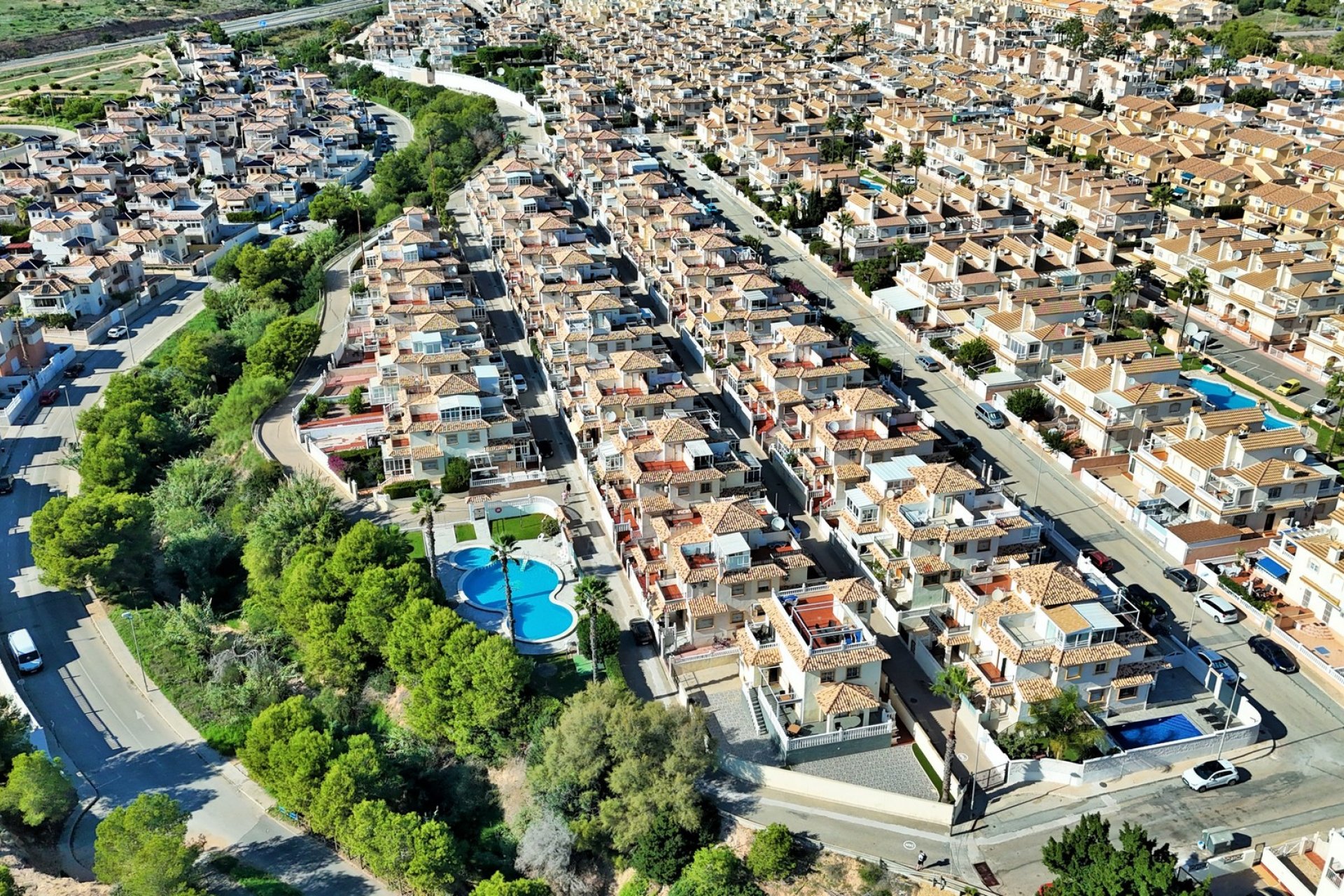 Resale - Villa -
Playa Flamenca