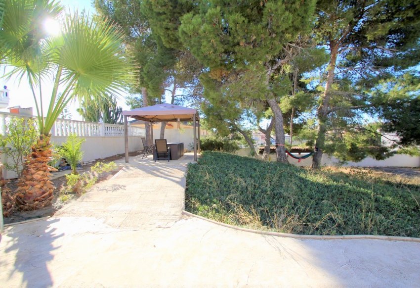 Resale - Villa -
Rojales - Ciudad Quesada
