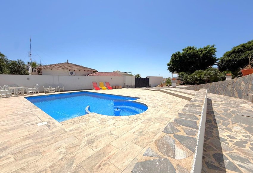 Resale - Villa -
San Miguel de Salinas - Blue Lagoon