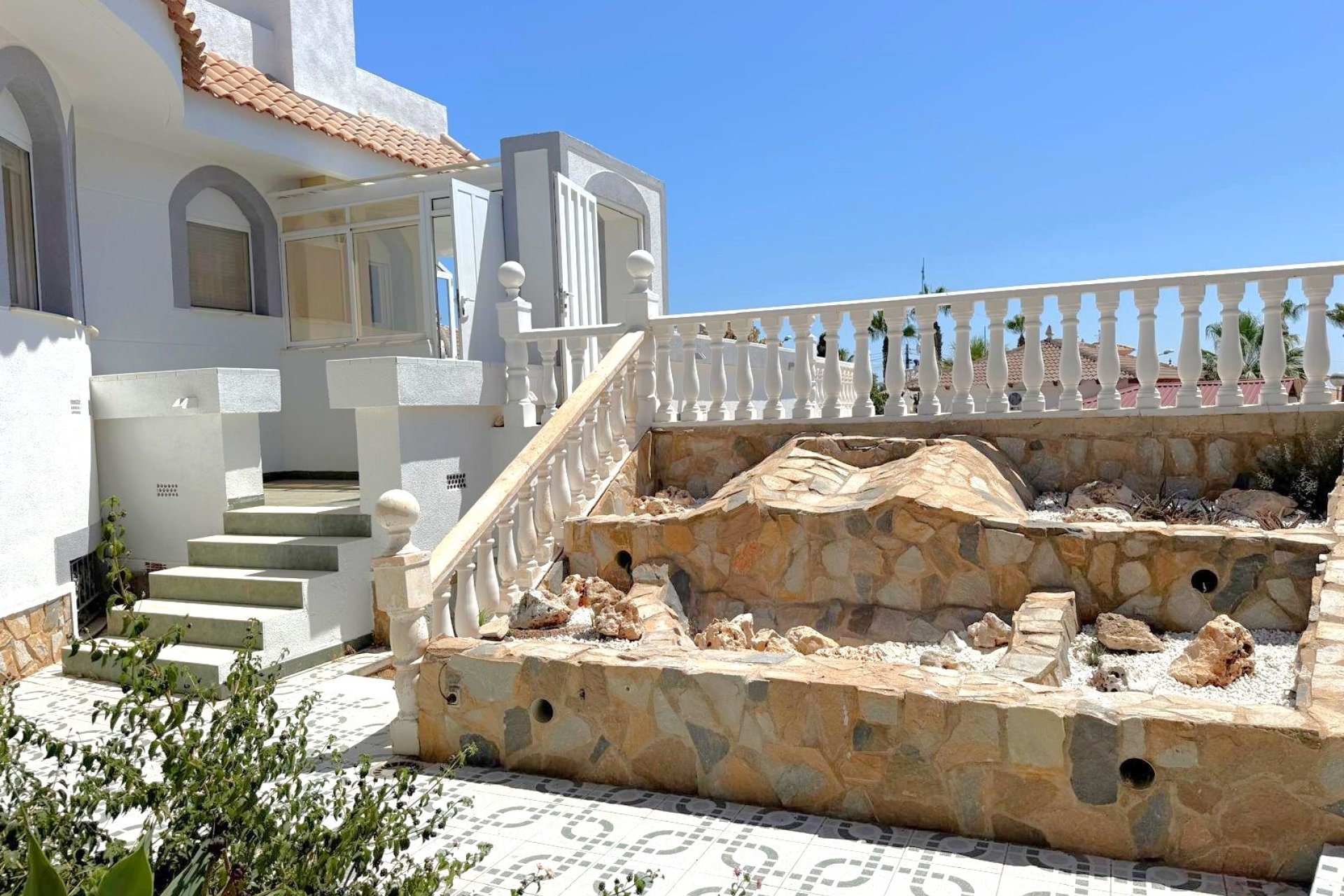 Resale - Villa -
San Miguel de Salinas - Blue Lagoon