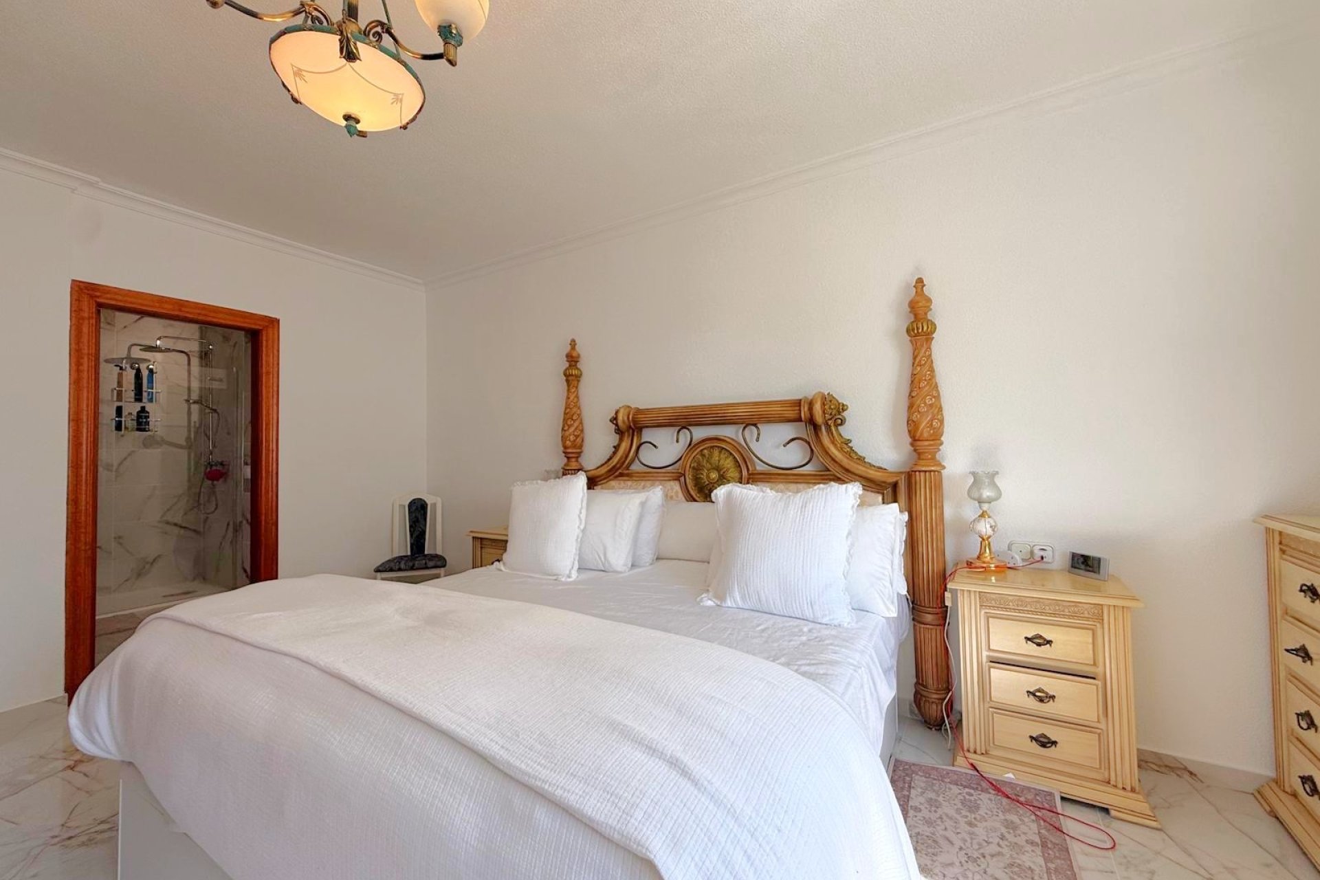 Resale - Villa -
San Miguel de Salinas - Blue Lagoon
