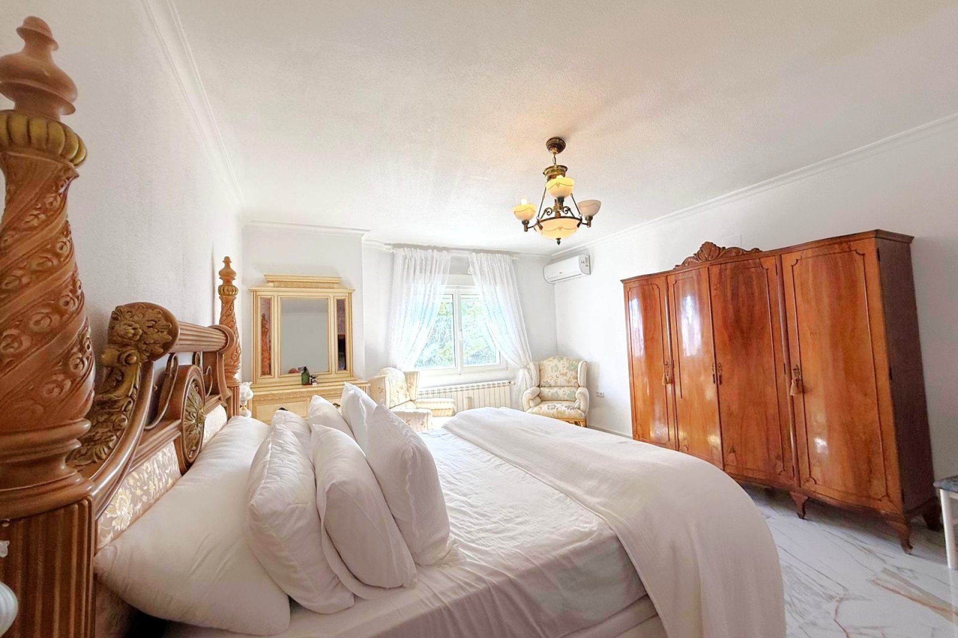 Resale - Villa -
San Miguel de Salinas - Blue Lagoon