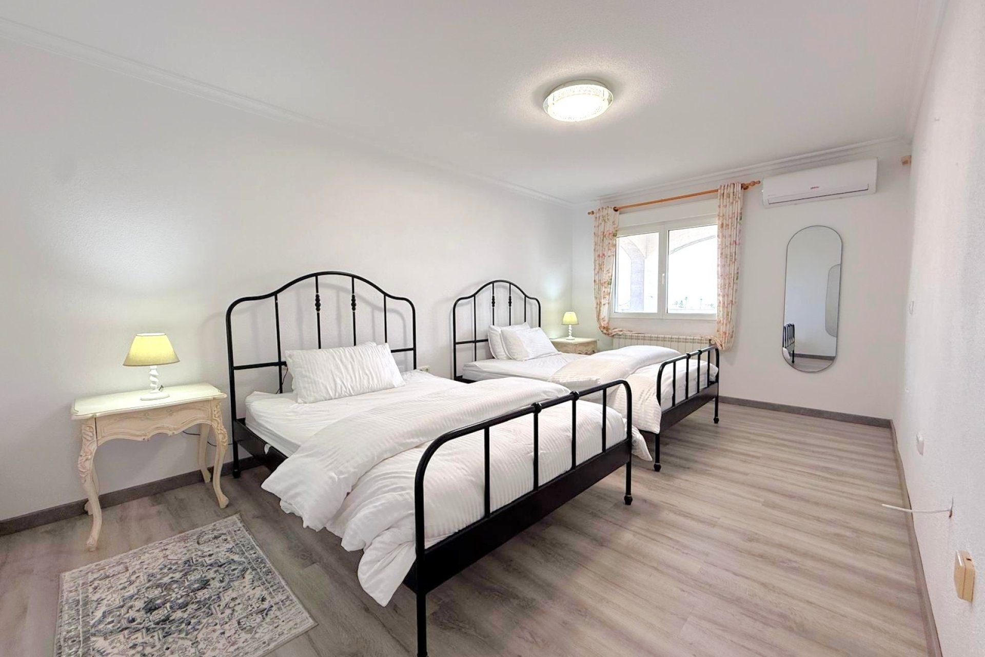 Resale - Villa -
San Miguel de Salinas - Blue Lagoon