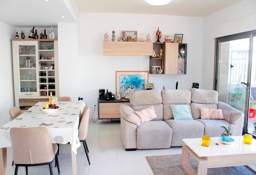 Resale - Villa -
San Miguel de Salinas