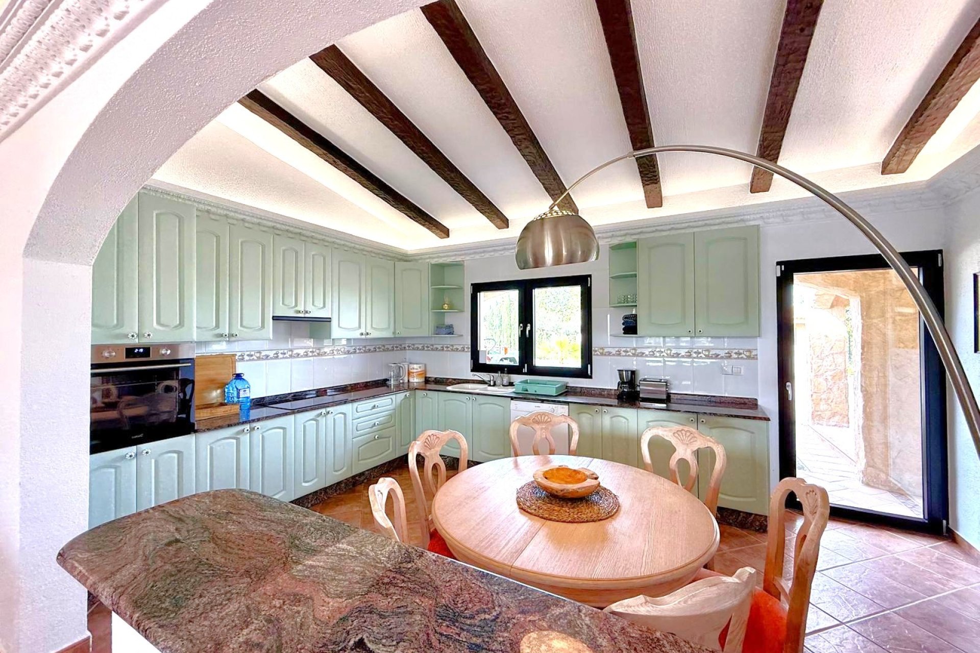 Resale - Villa -
San Miguel de Salinas