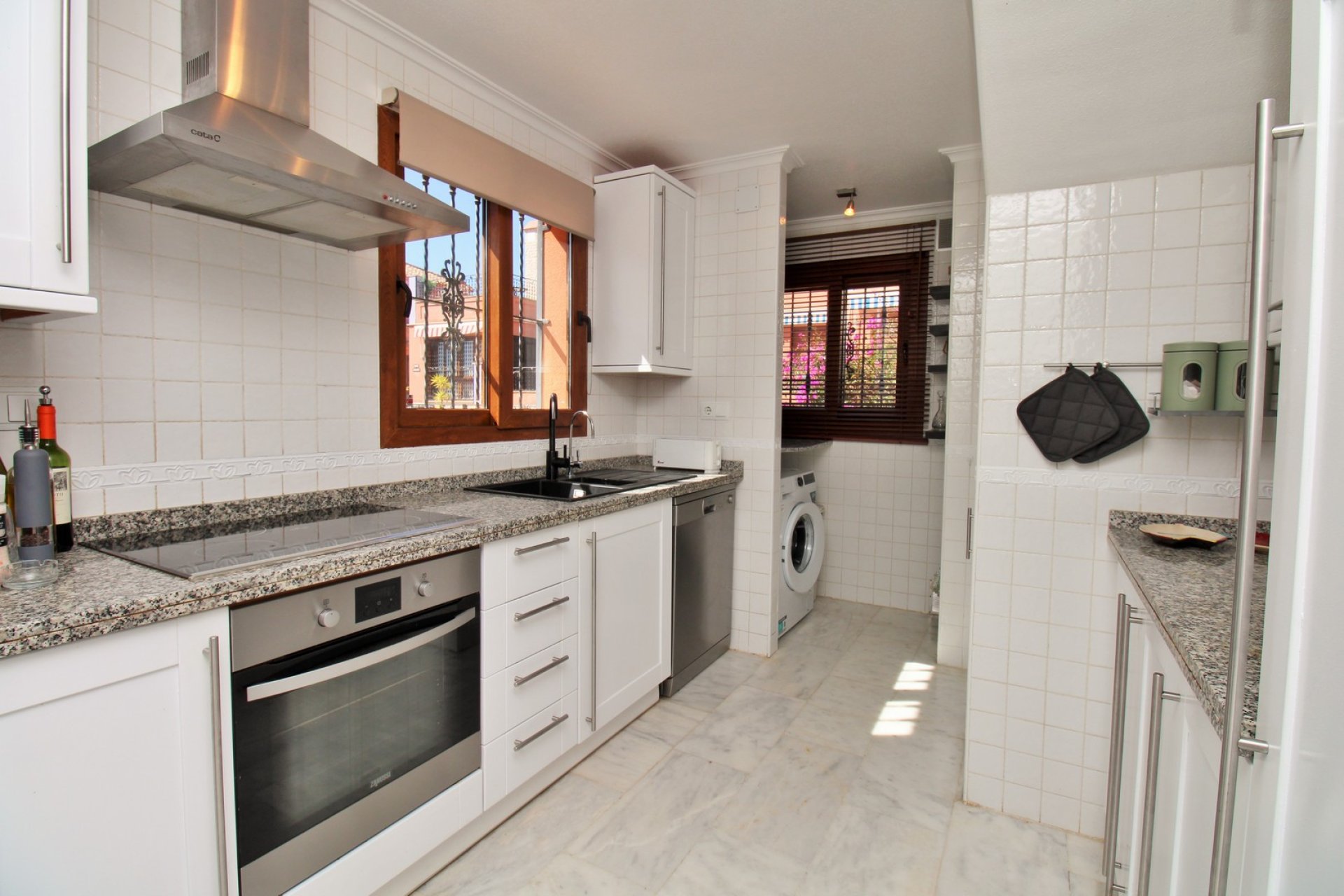 Resale - Villa -
San Miguel de Salinas