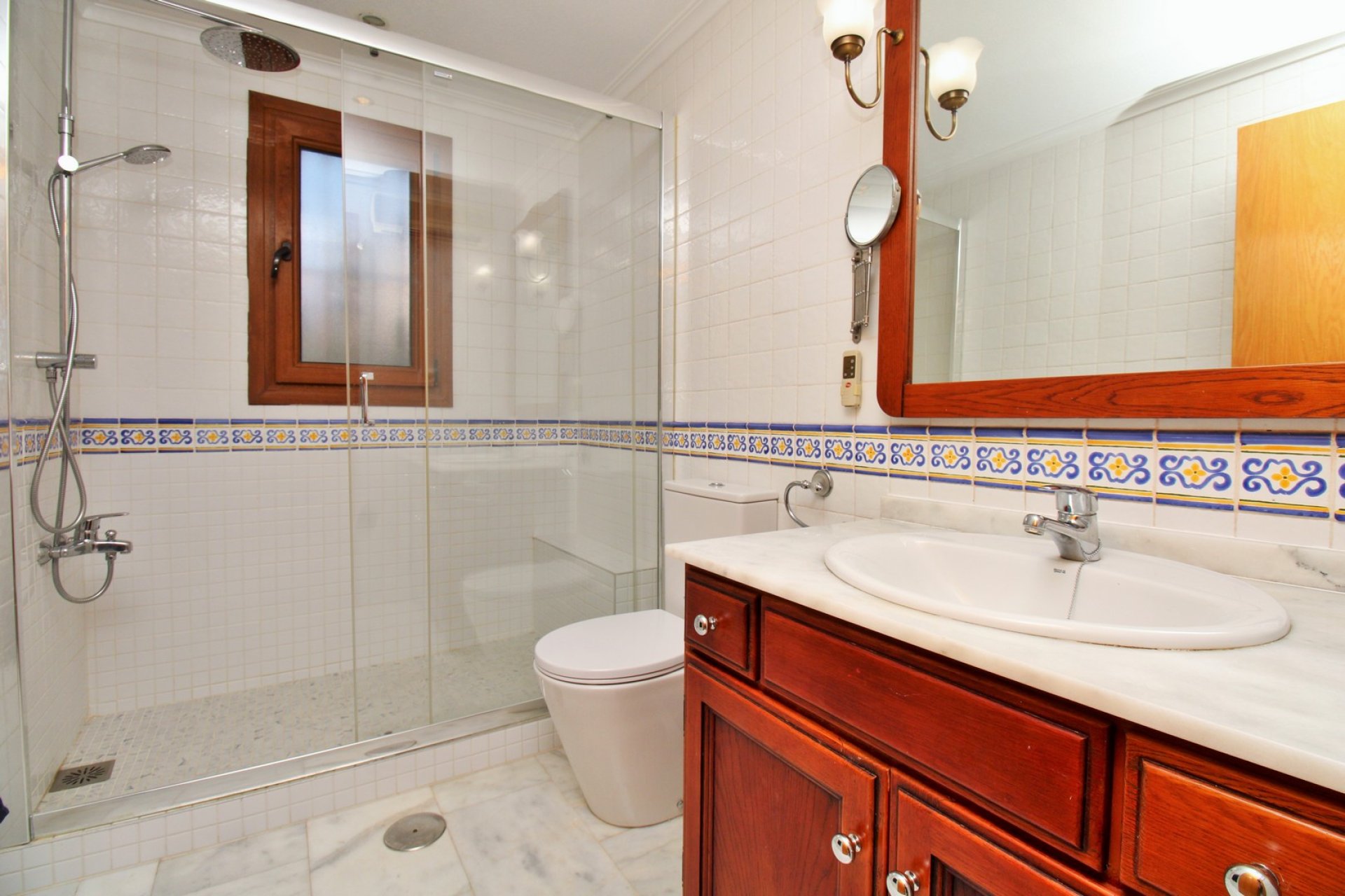 Resale - Villa -
San Miguel de Salinas