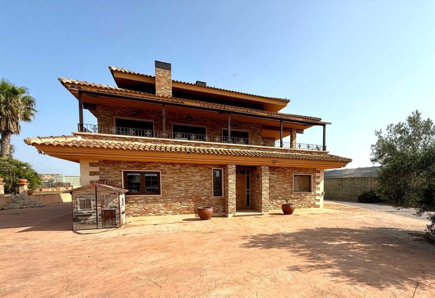 Resale - Villa -
San Miguel de Salinas