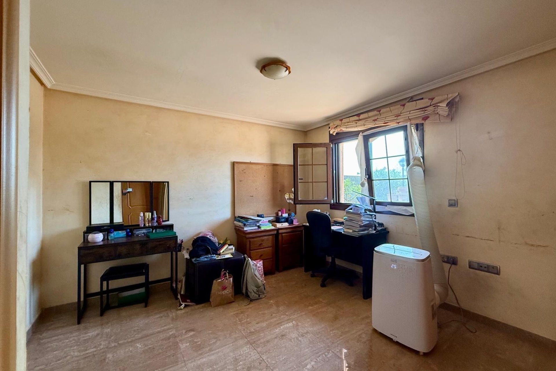 Resale - Villa -
San Miguel de Salinas