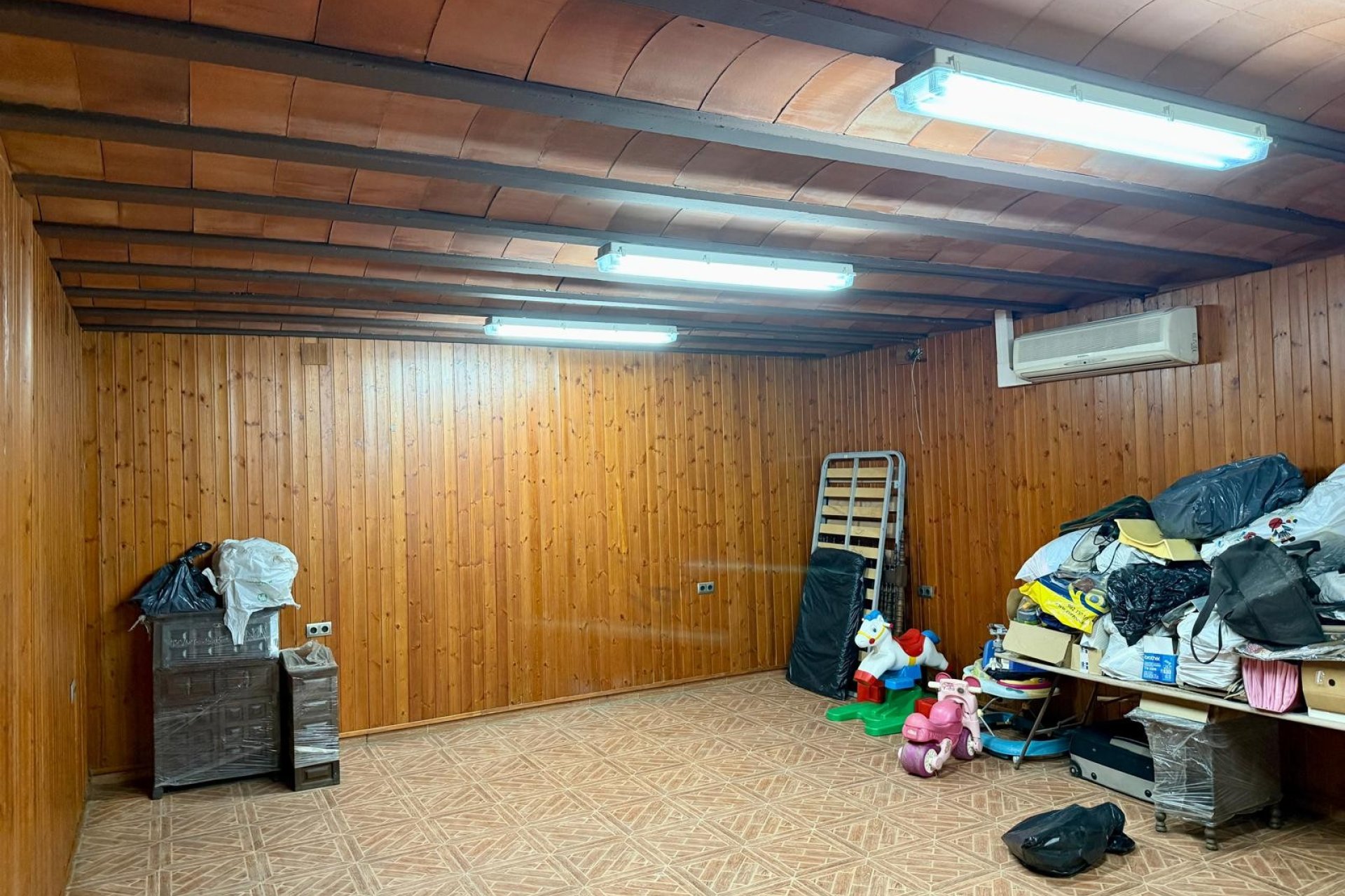 Resale - Villa -
San Miguel de Salinas