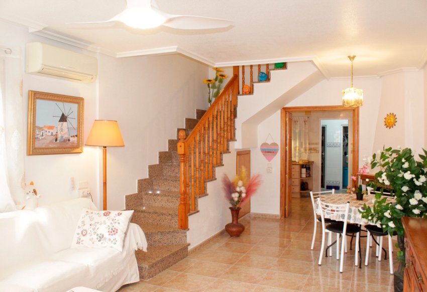 Resale - Villa -
Torre de la Horadada