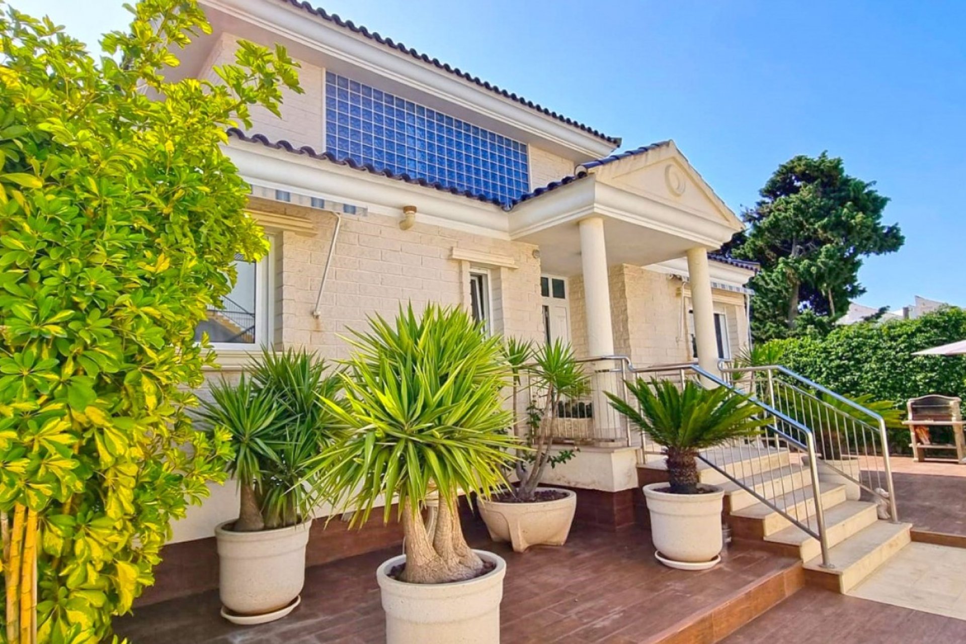 Resale - Villa -
Torrevieja - La Mata
