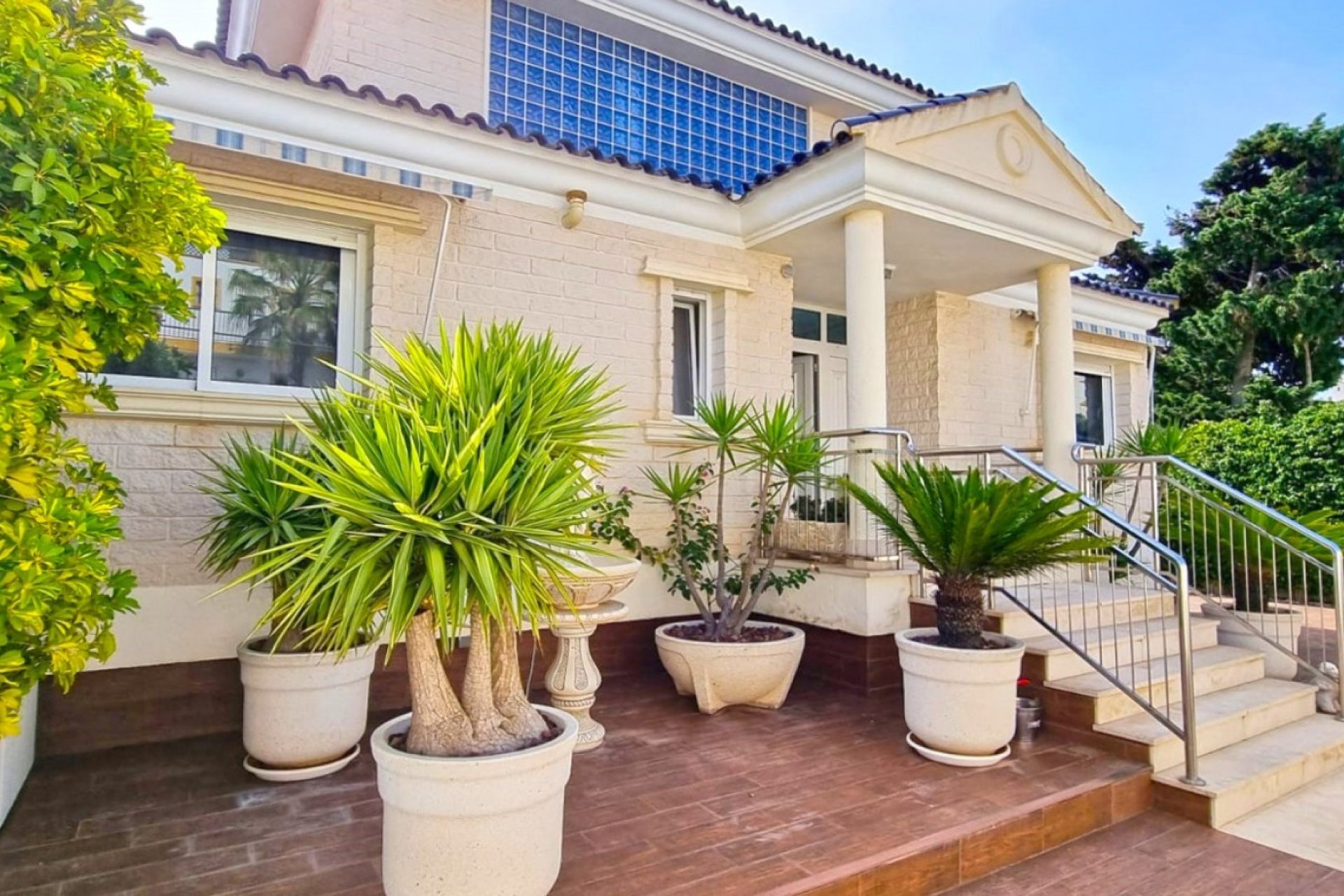Resale - Villa -
Torrevieja - La Mata